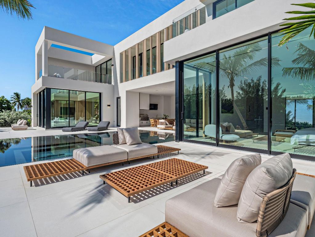 POINT MANALAPAN PL 1 IN - Residential