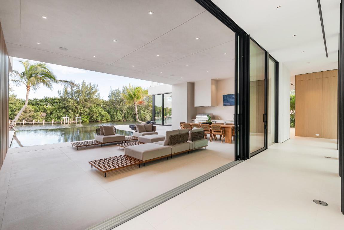 POINT MANALAPAN PL 1 IN - Residential