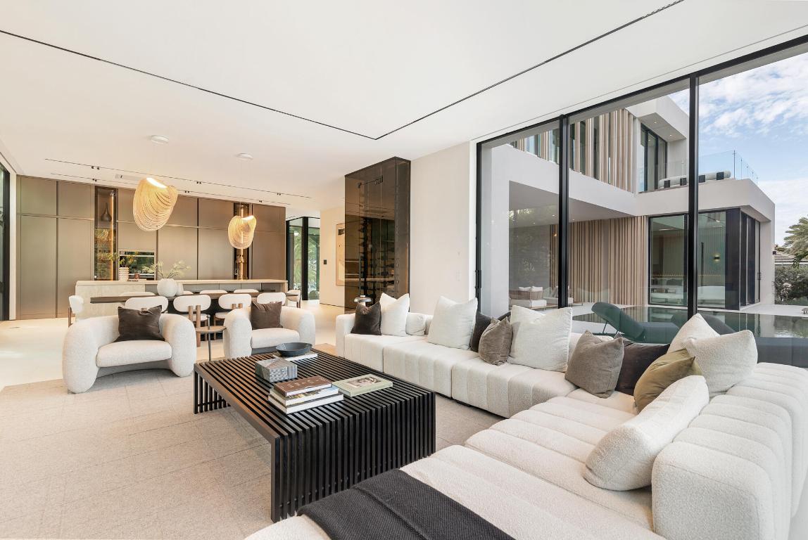 POINT MANALAPAN PL 1 IN - Residential
