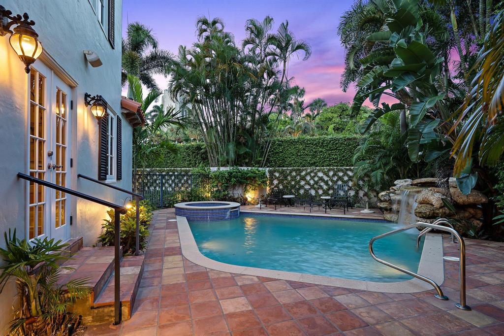 PRIMAVERA ESTATES (MIDDLE SEC) - Residential