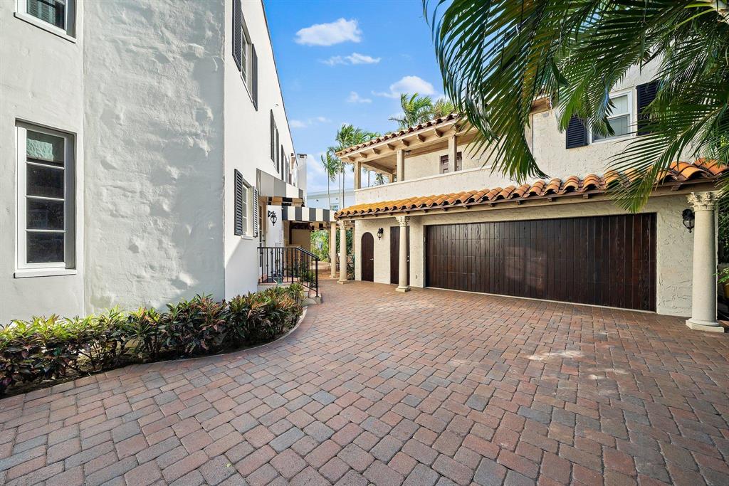PRIMAVERA ESTATES (MIDDLE SEC) - Residential