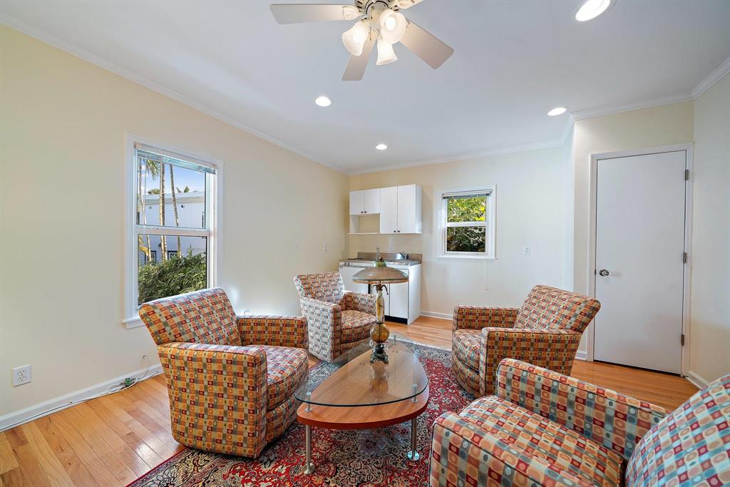 PRIMAVERA ESTATES (MIDDLE SEC) - Residential