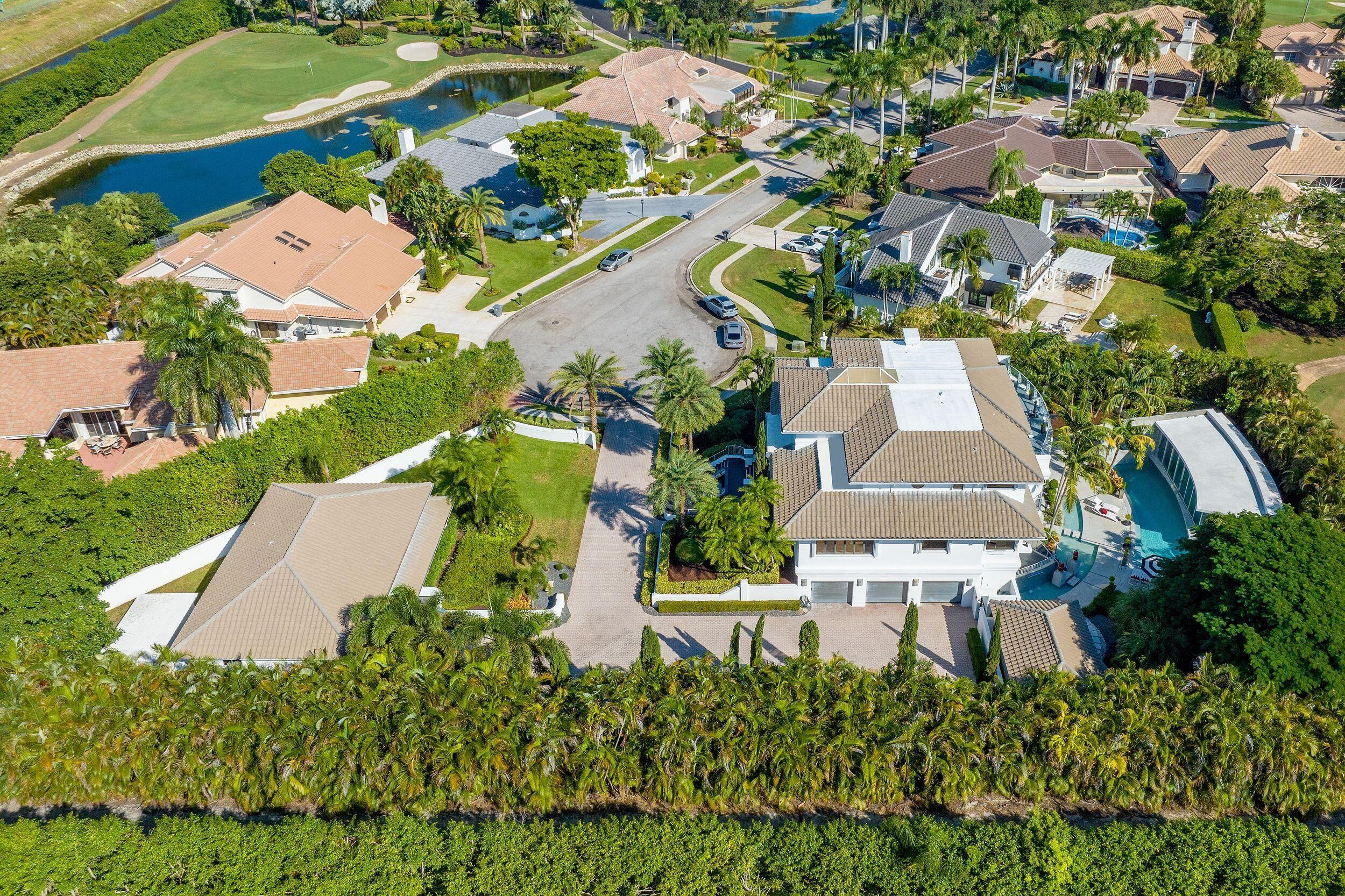 BOCA GROVE - Residential