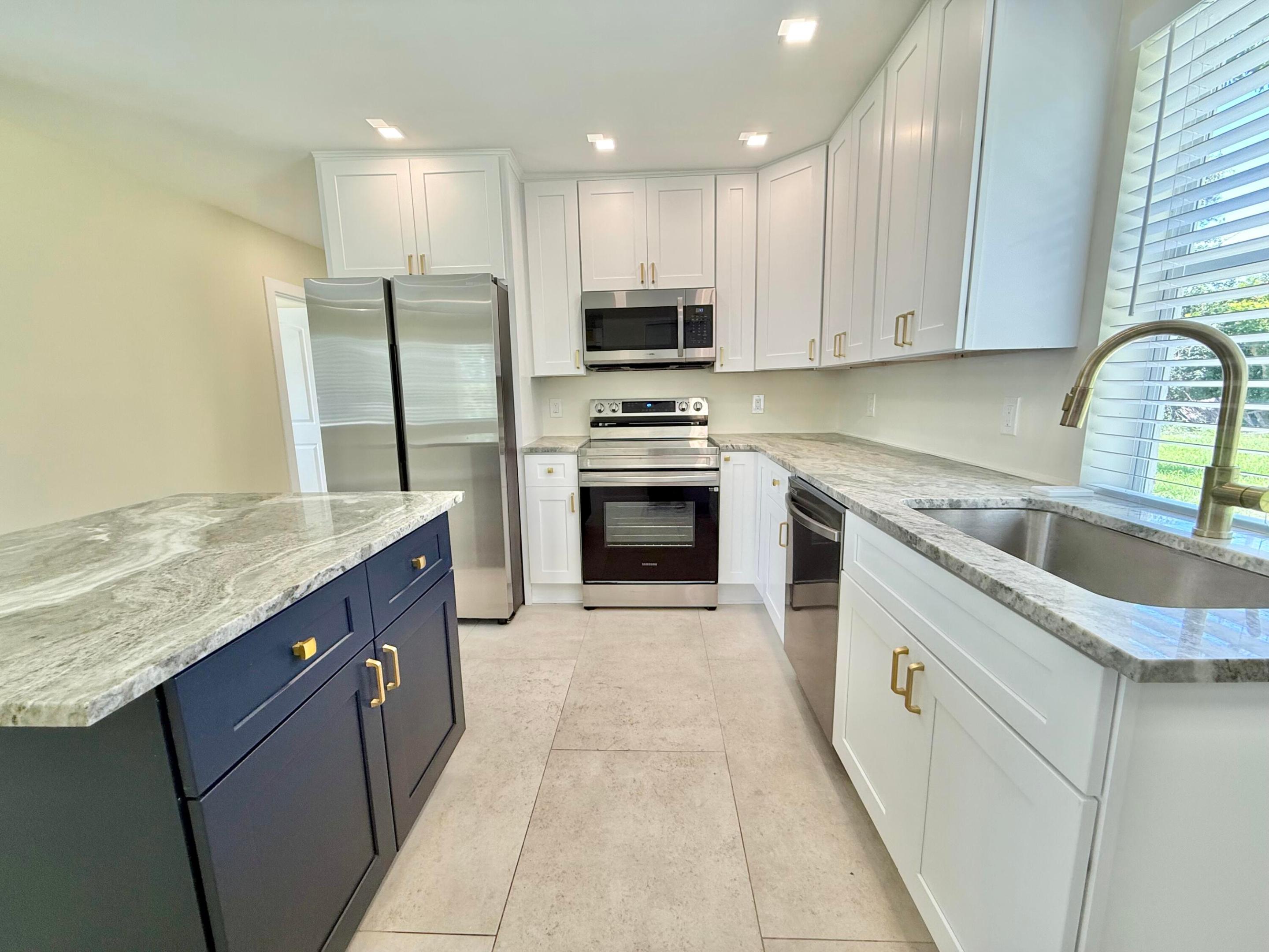 OLYMPIA / BANNER LAKE - Residential Lease