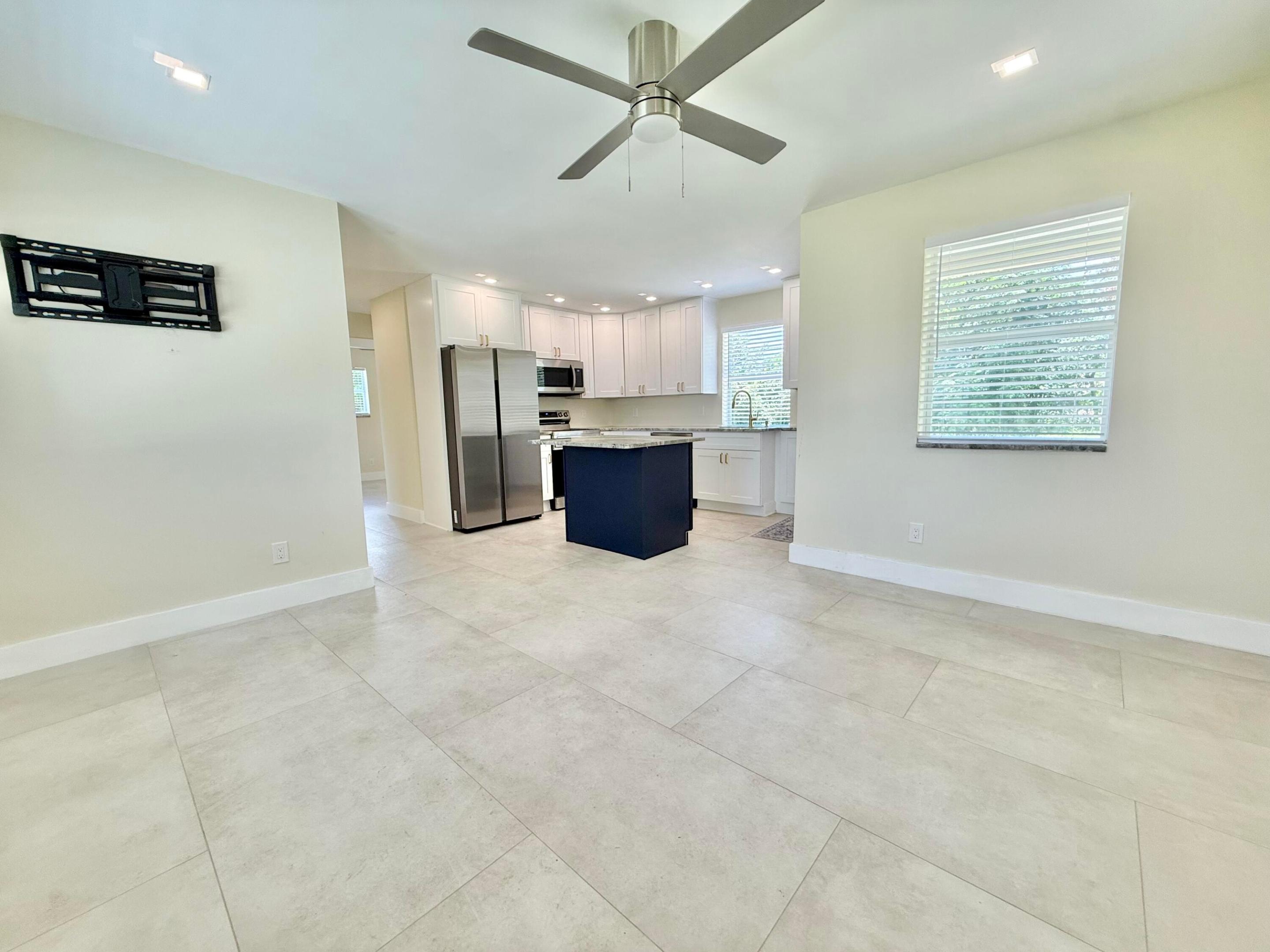 OLYMPIA / BANNER LAKE - Residential Lease