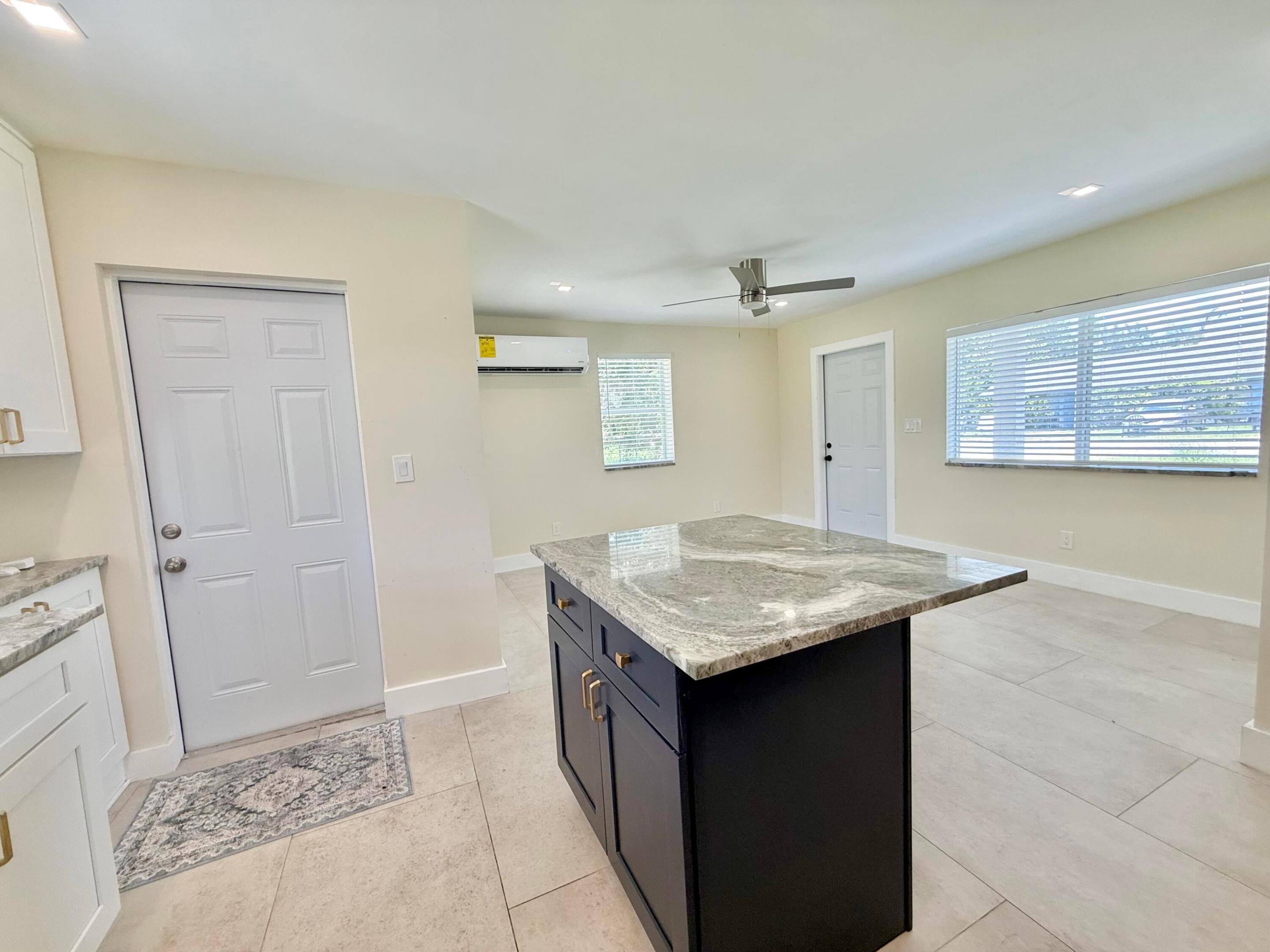 OLYMPIA / BANNER LAKE - Residential Lease