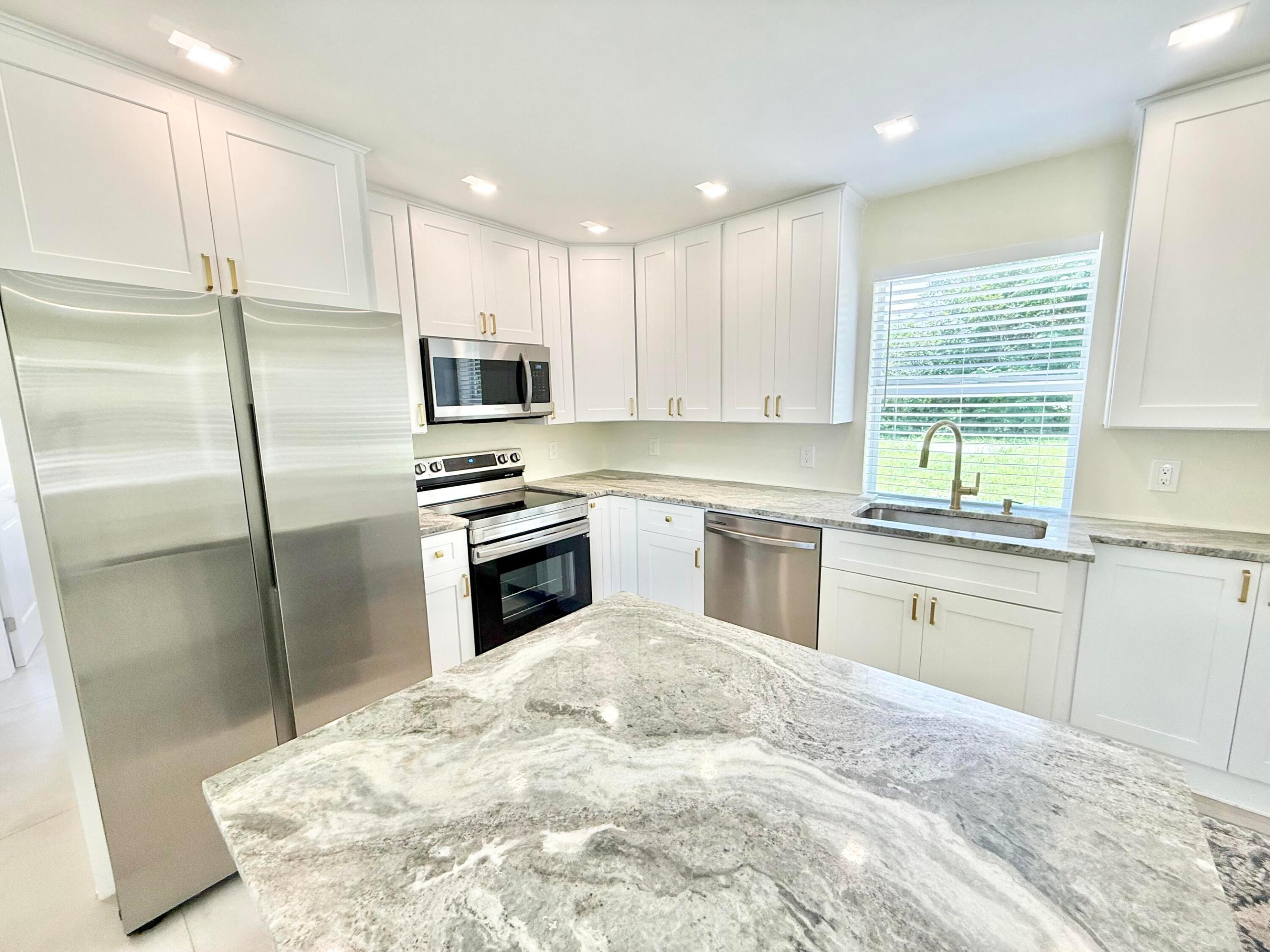 OLYMPIA / BANNER LAKE - Residential Lease