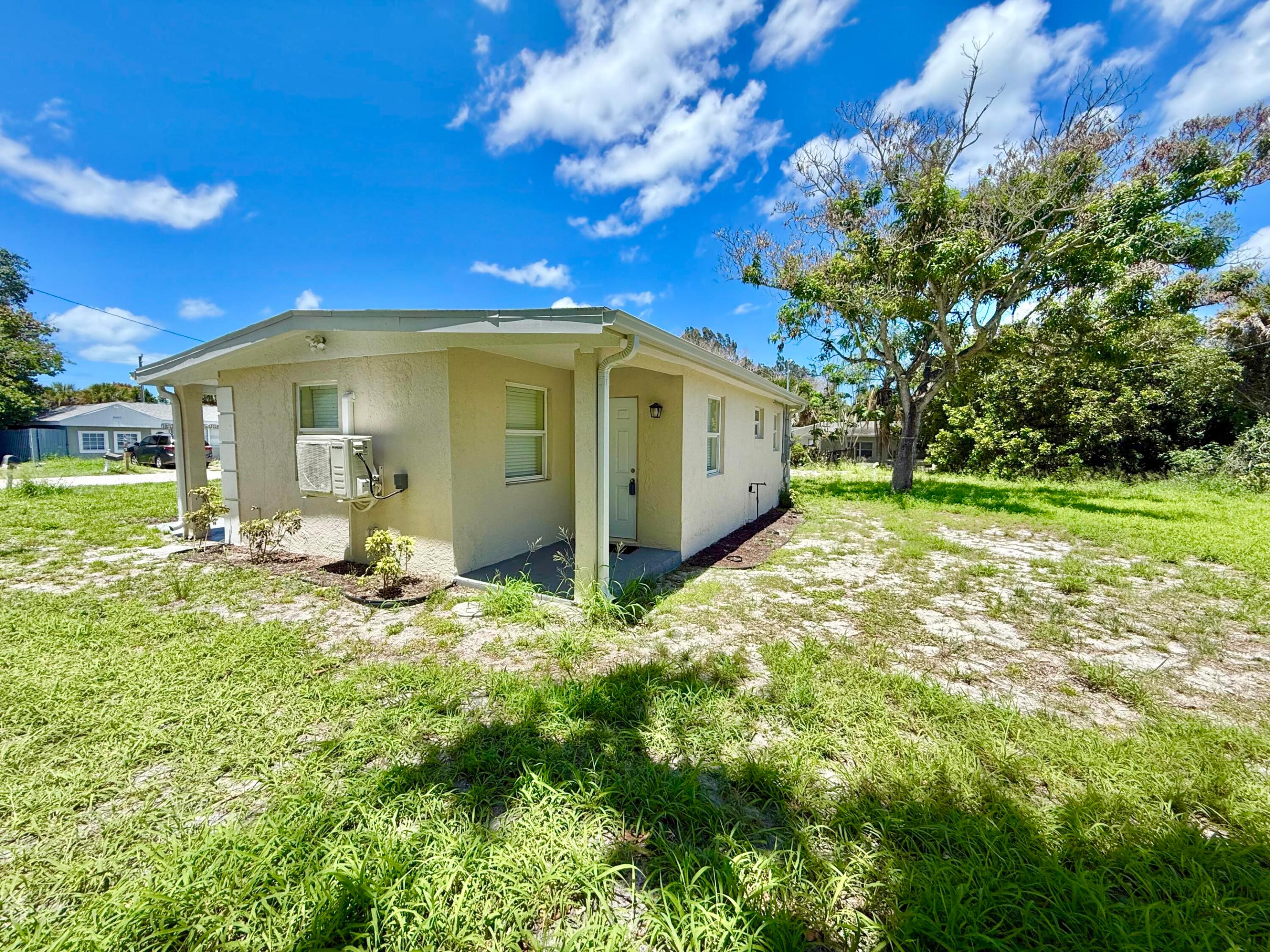 OLYMPIA / BANNER LAKE - Residential Lease