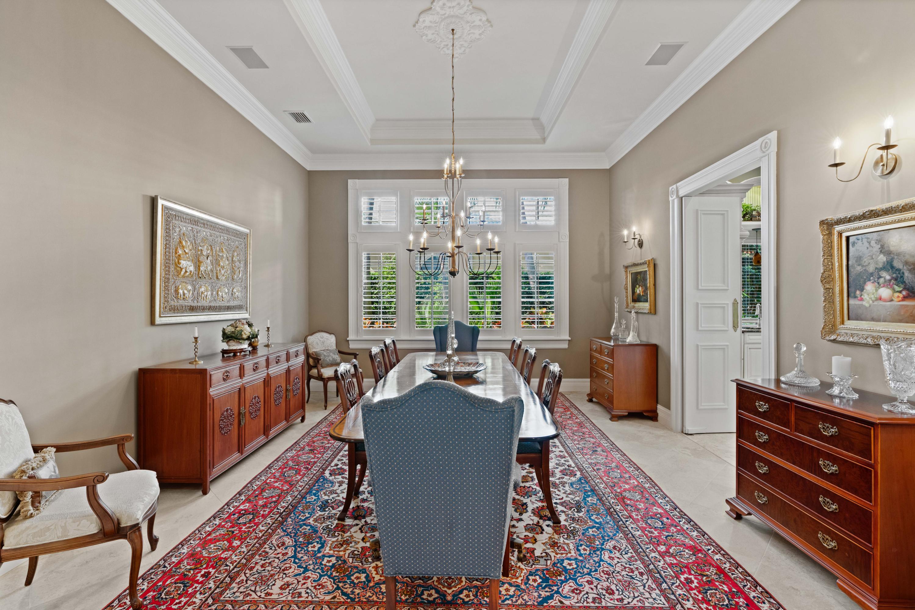 ADMIRALS COVE - Residential