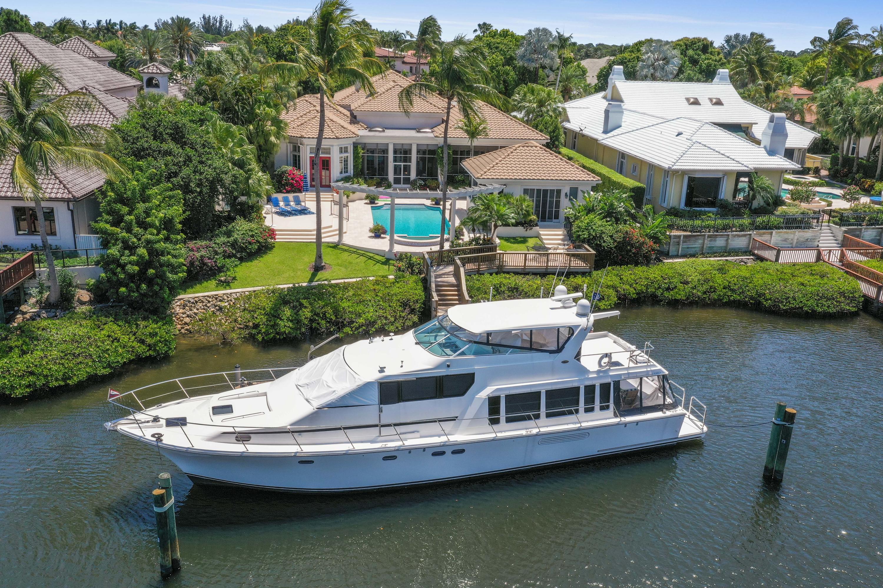 ADMIRALS COVE - Residential