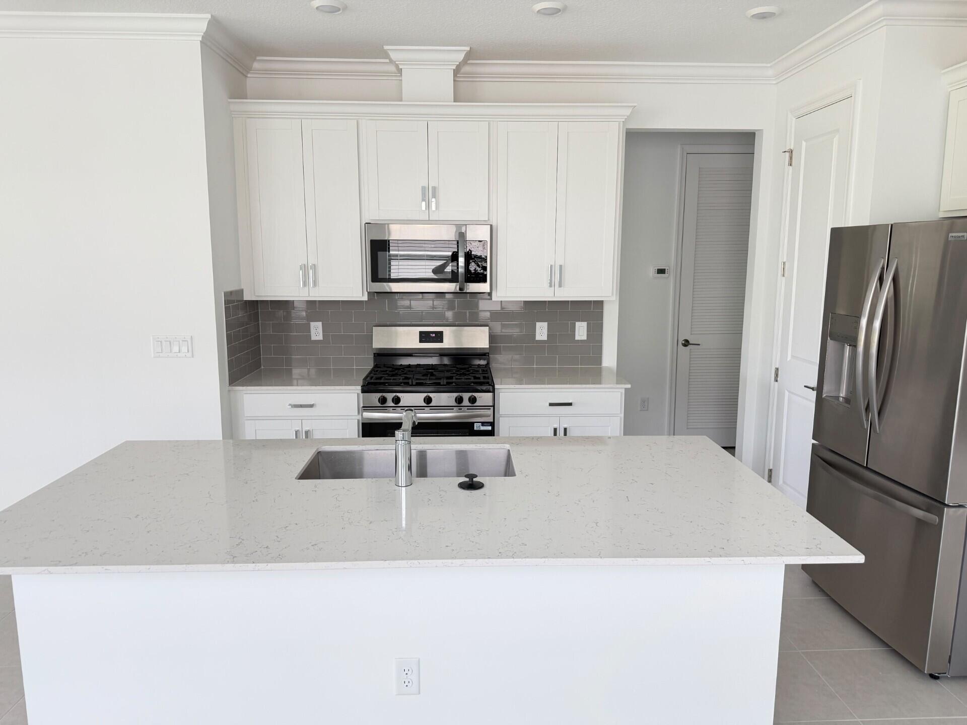 LTC RANCH WEST POD 9 PHASES 2 AND 3 - Residential Lease