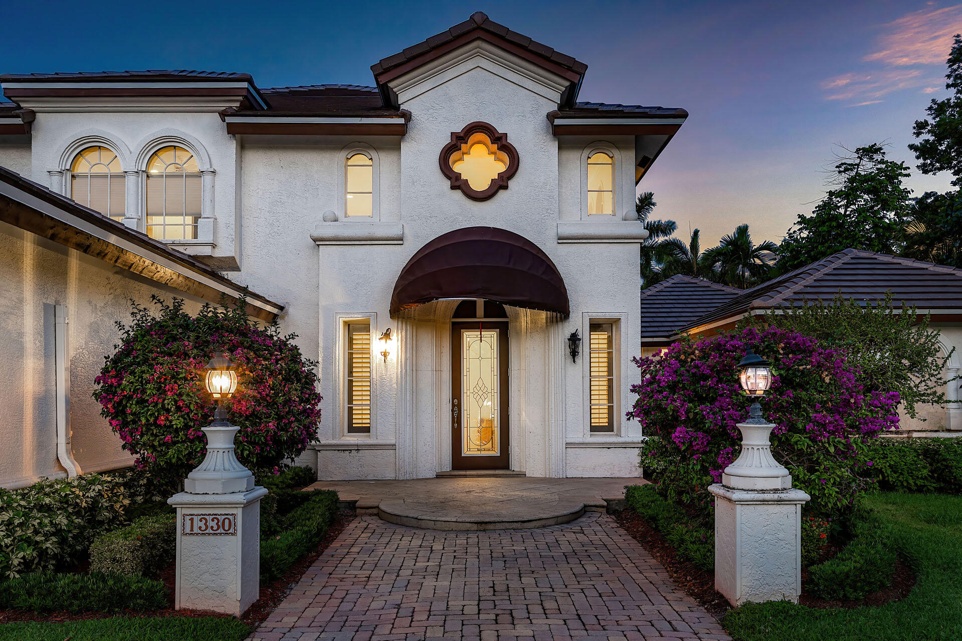ROYAL PALM YACHT & COUNTRY CLUB - Residential