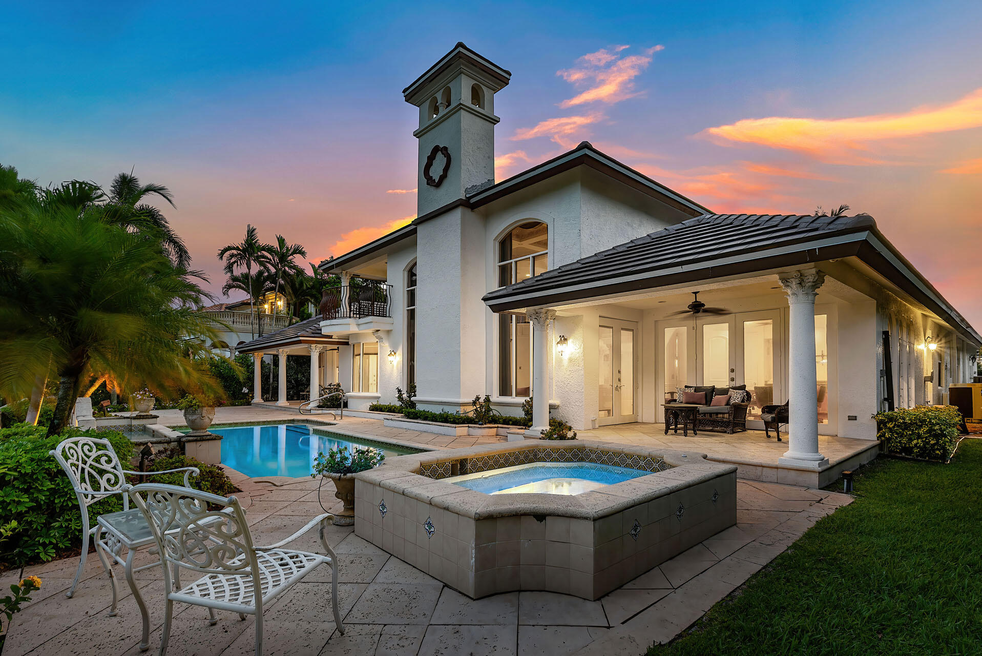 ROYAL PALM YACHT & COUNTRY CLUB - Residential