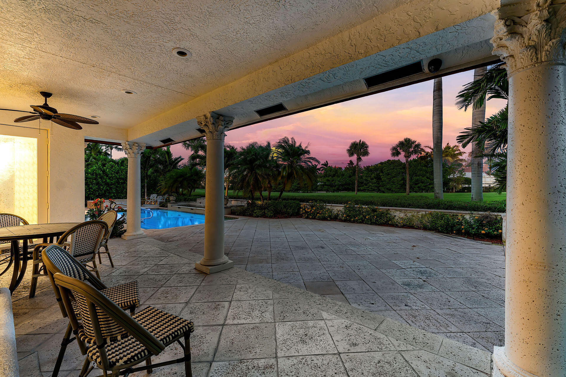 ROYAL PALM YACHT & COUNTRY CLUB - Residential