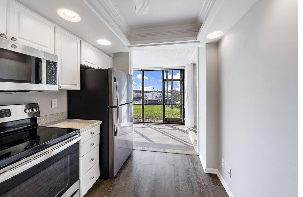 JUPITER COVE CONDO - Residential Lease