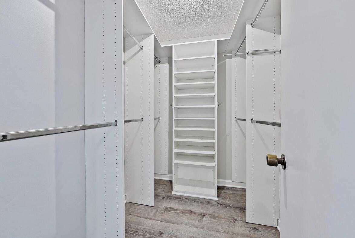 JUPITER COVE CONDO - Residential Lease