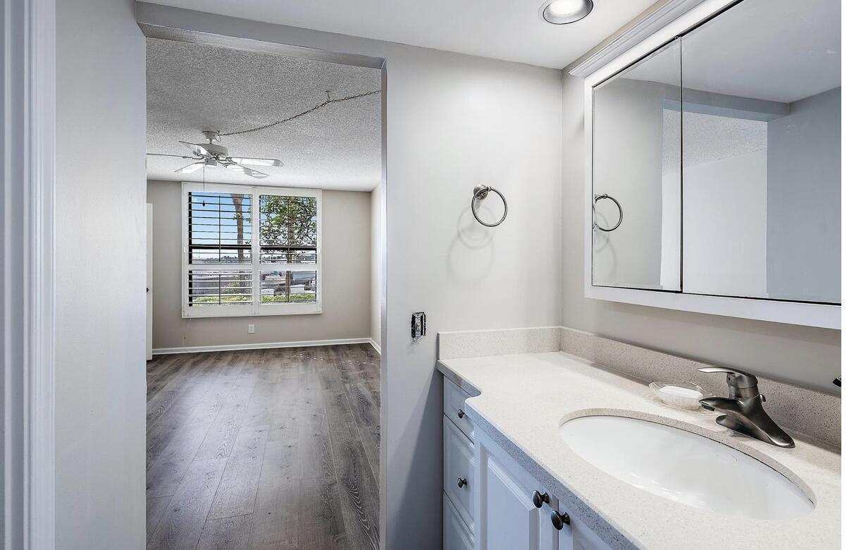 JUPITER COVE CONDO - Residential Lease
