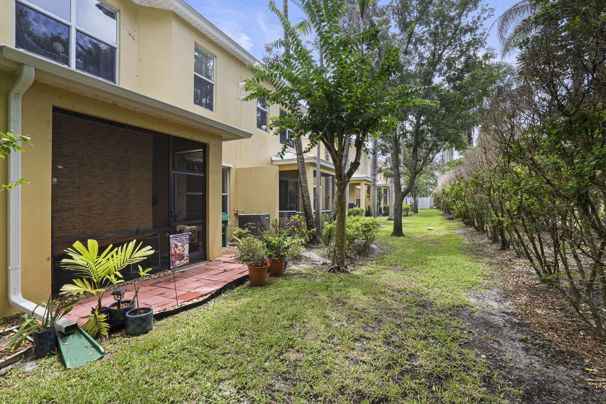 ST ANDREWS TOWNHOMES - Residential