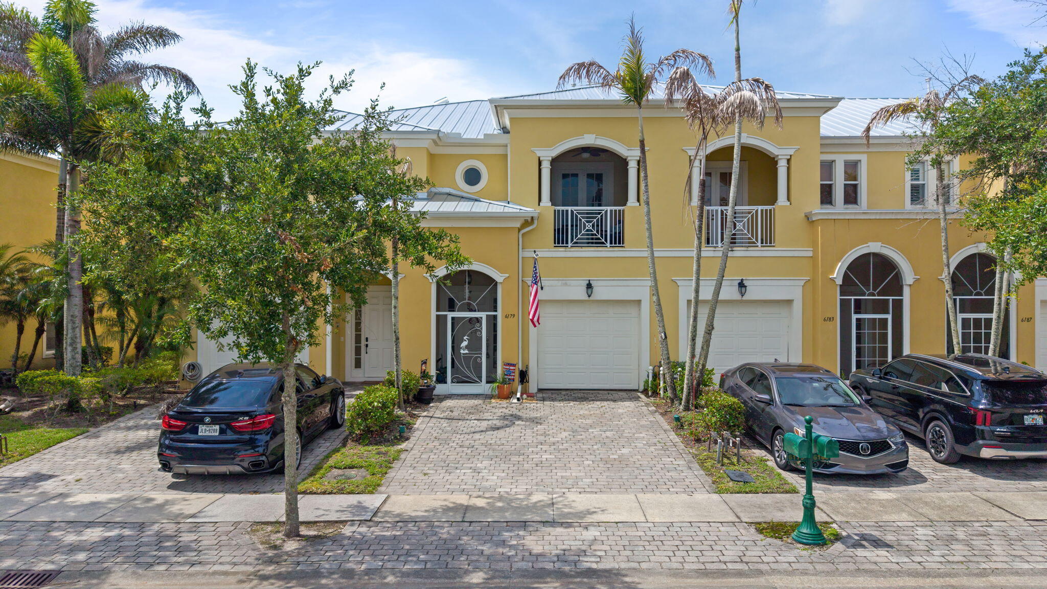 ST ANDREWS TOWNHOMES - Residential