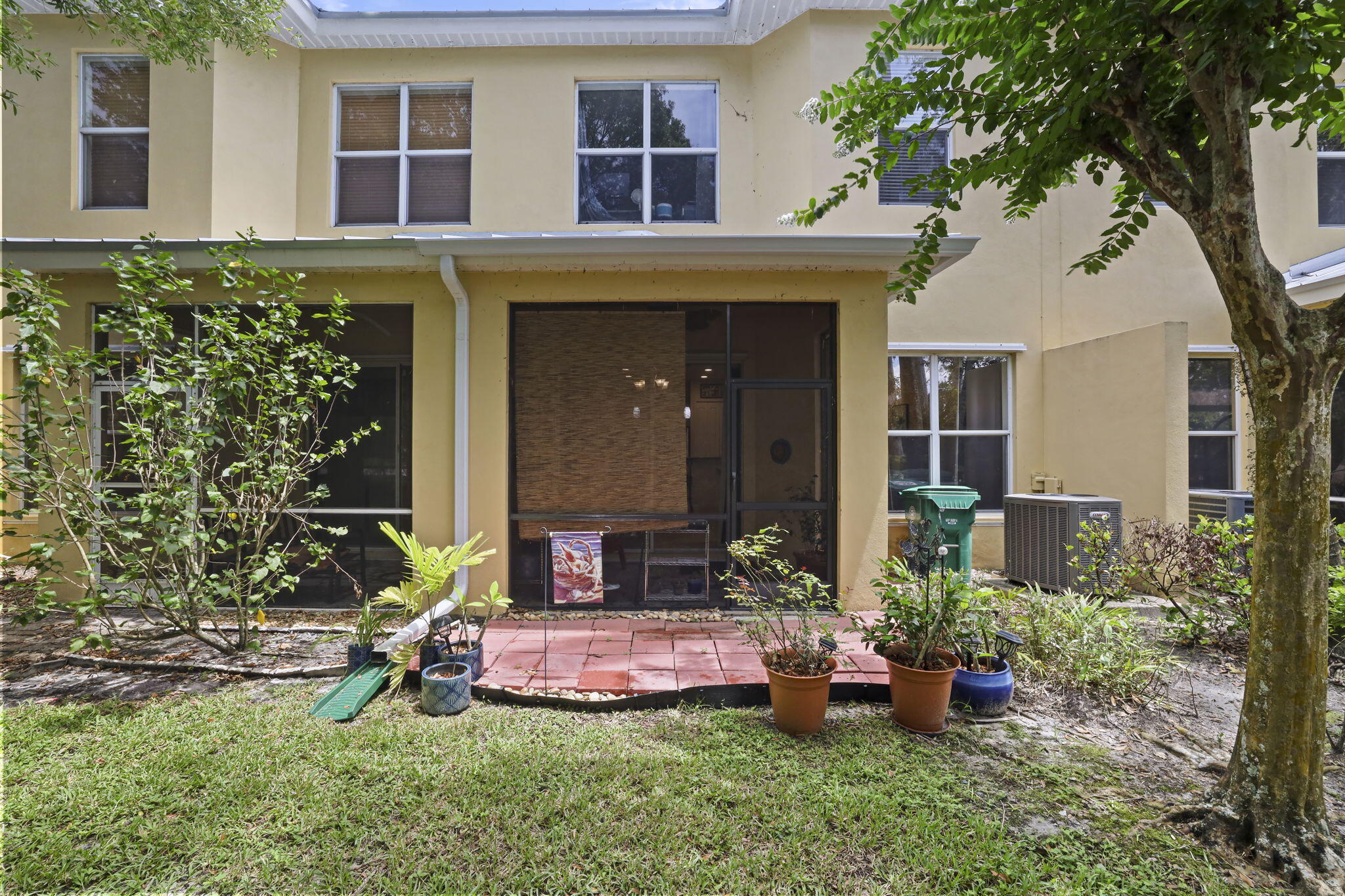 ST ANDREWS TOWNHOMES - Residential