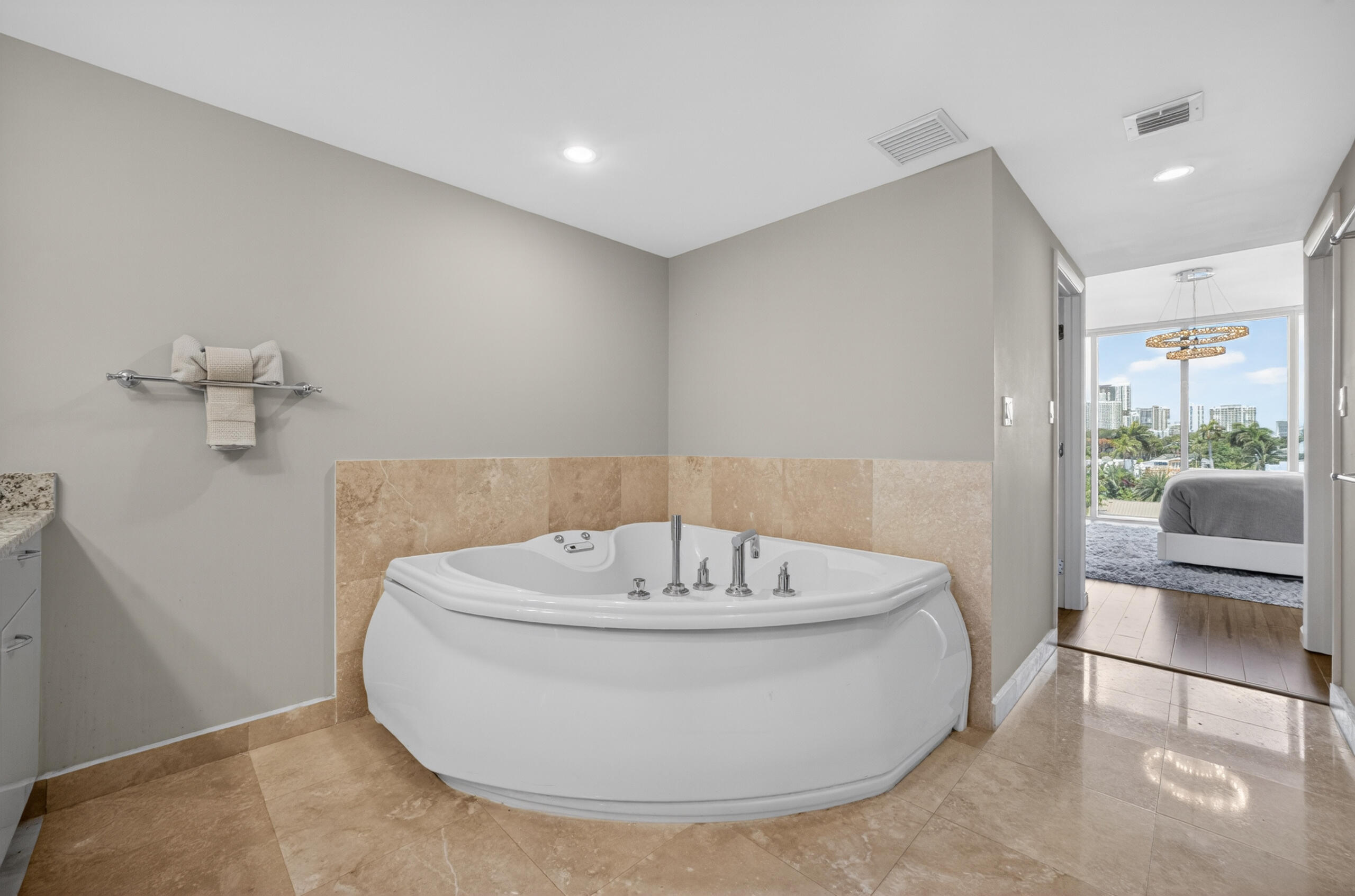 45 HENDRICKS CONDO - Residential Lease