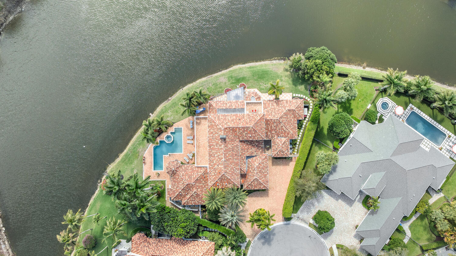 FAIRWAY ISLAND OF PB POLO & CNTRY CLUB WELLINGTON - Residential