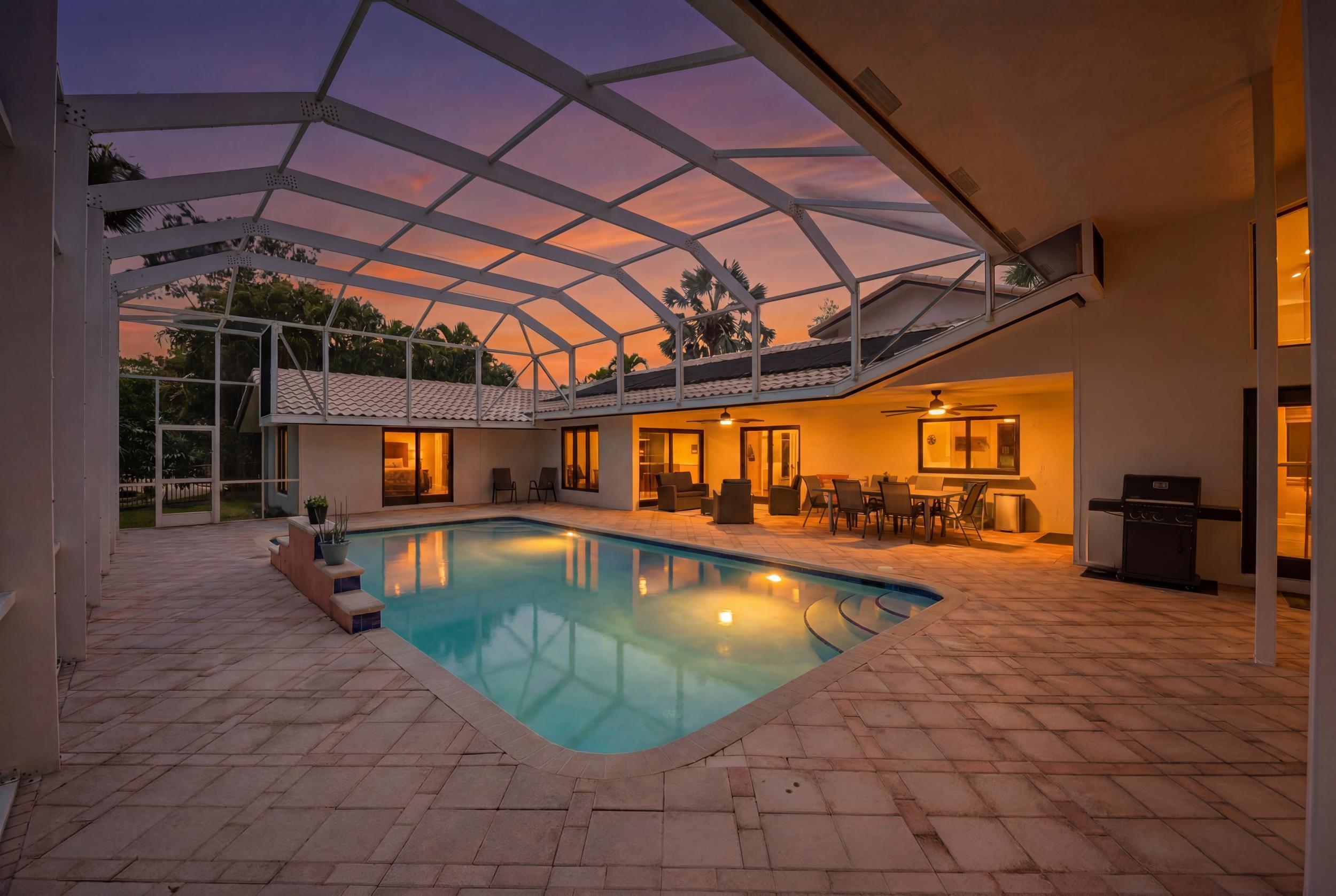 CORAL SPRINGS COUNTRY CLUB - Residential