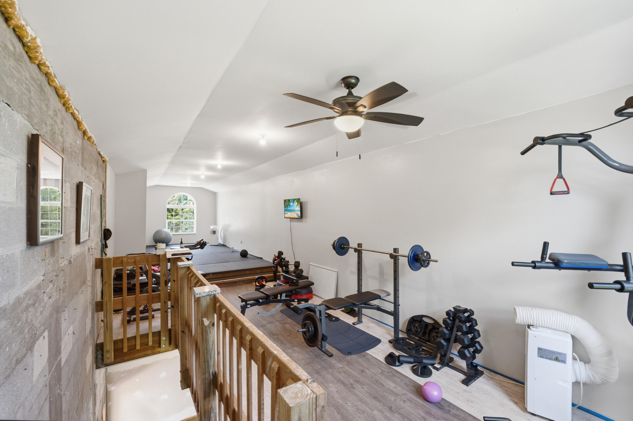 CORAL SPRINGS COUNTRY CLUB - Residential