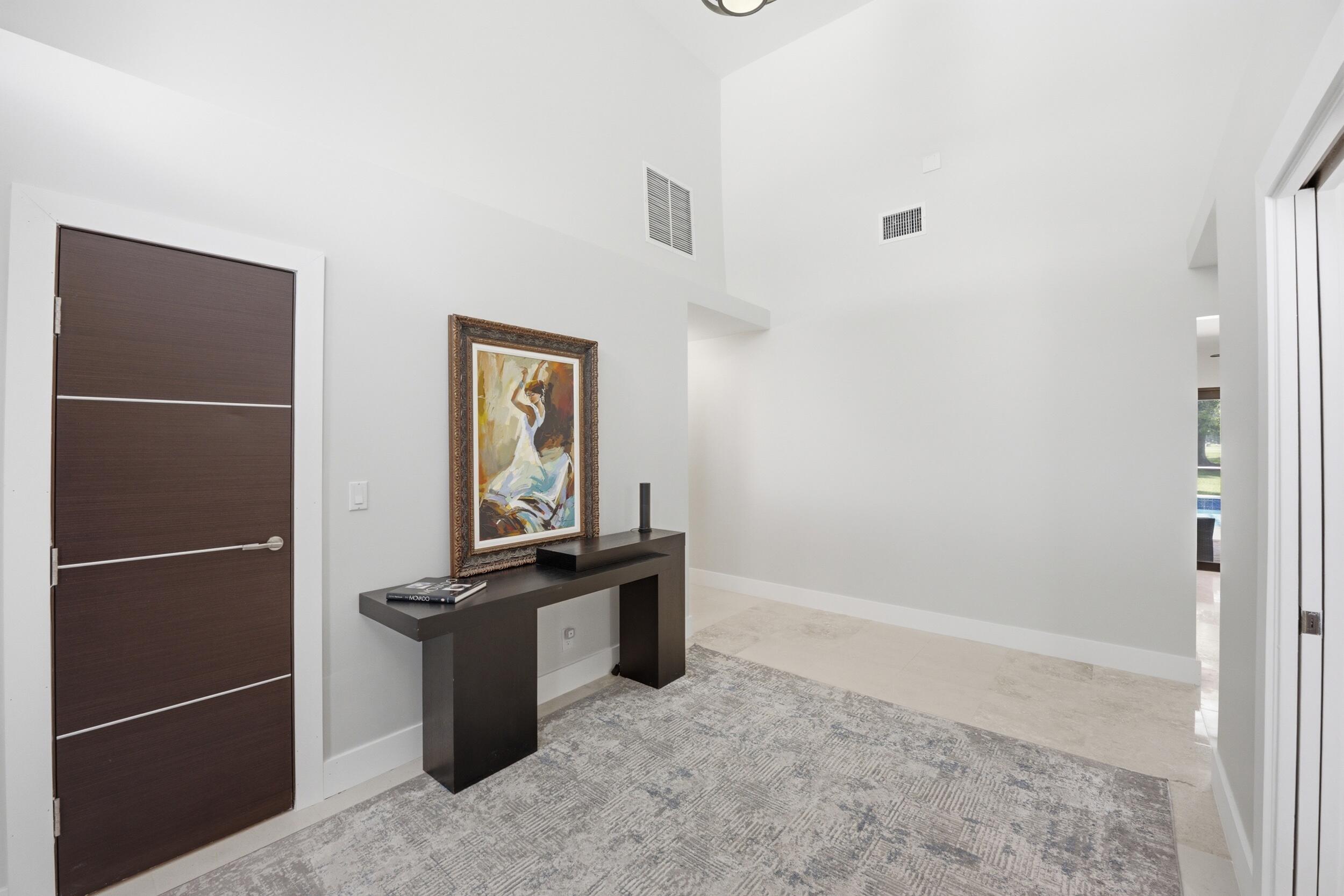 CORAL SPRINGS COUNTRY CLUB - Residential