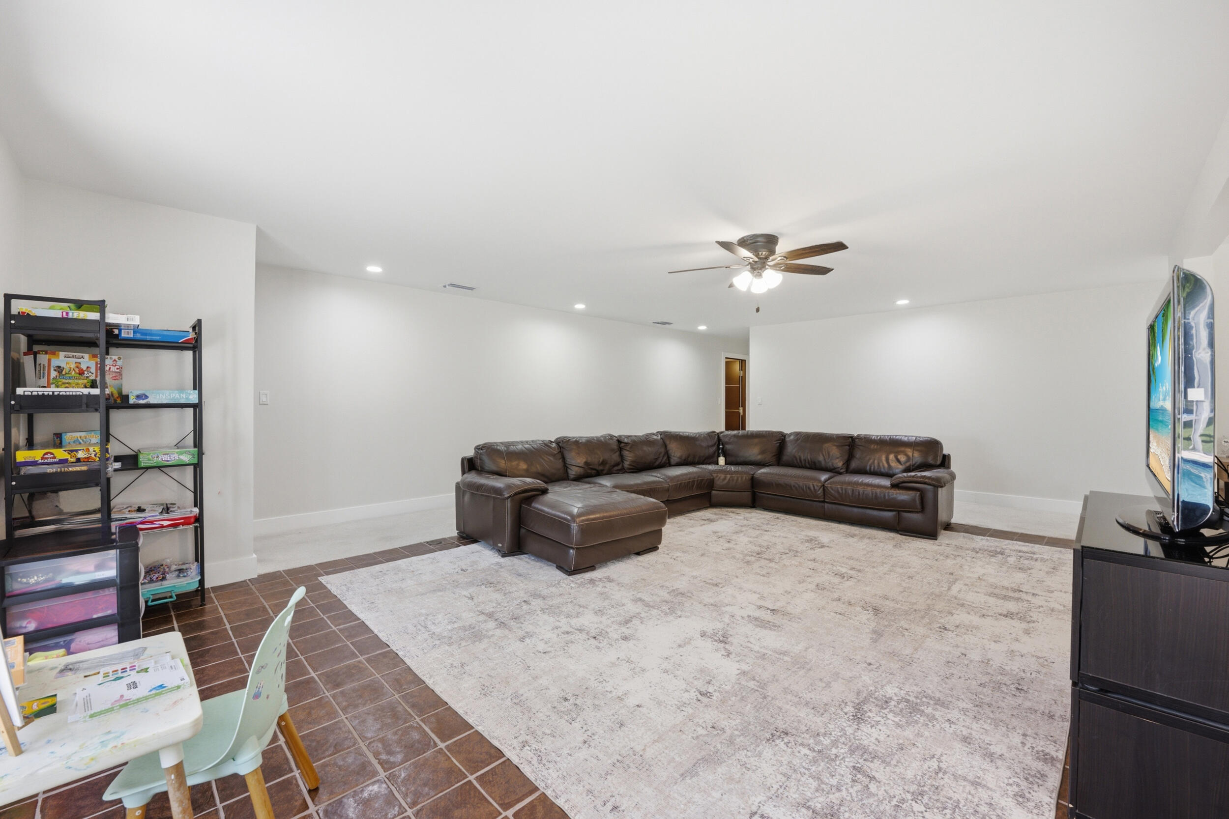 CORAL SPRINGS COUNTRY CLUB - Residential