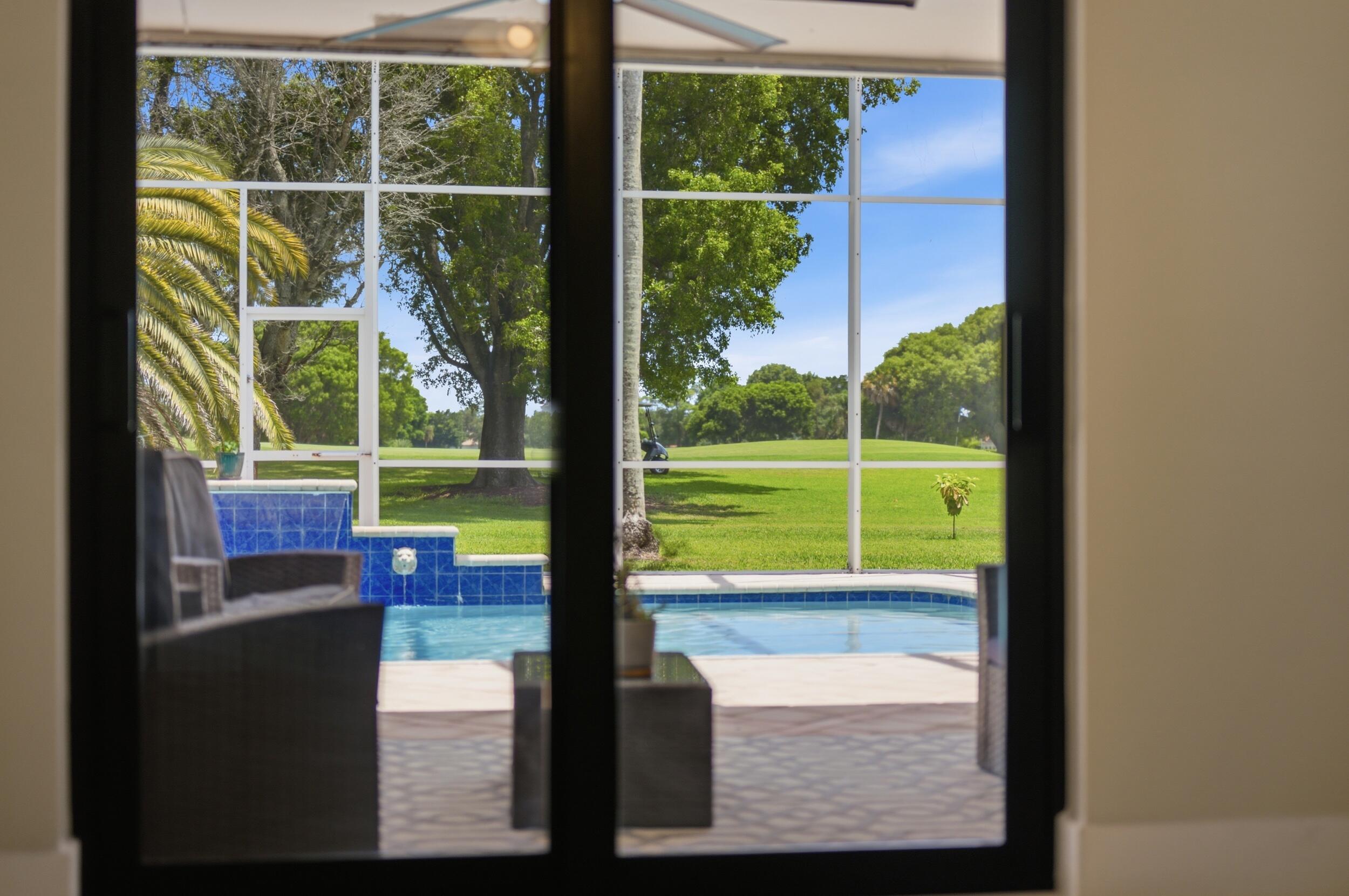 CORAL SPRINGS COUNTRY CLUB - Residential