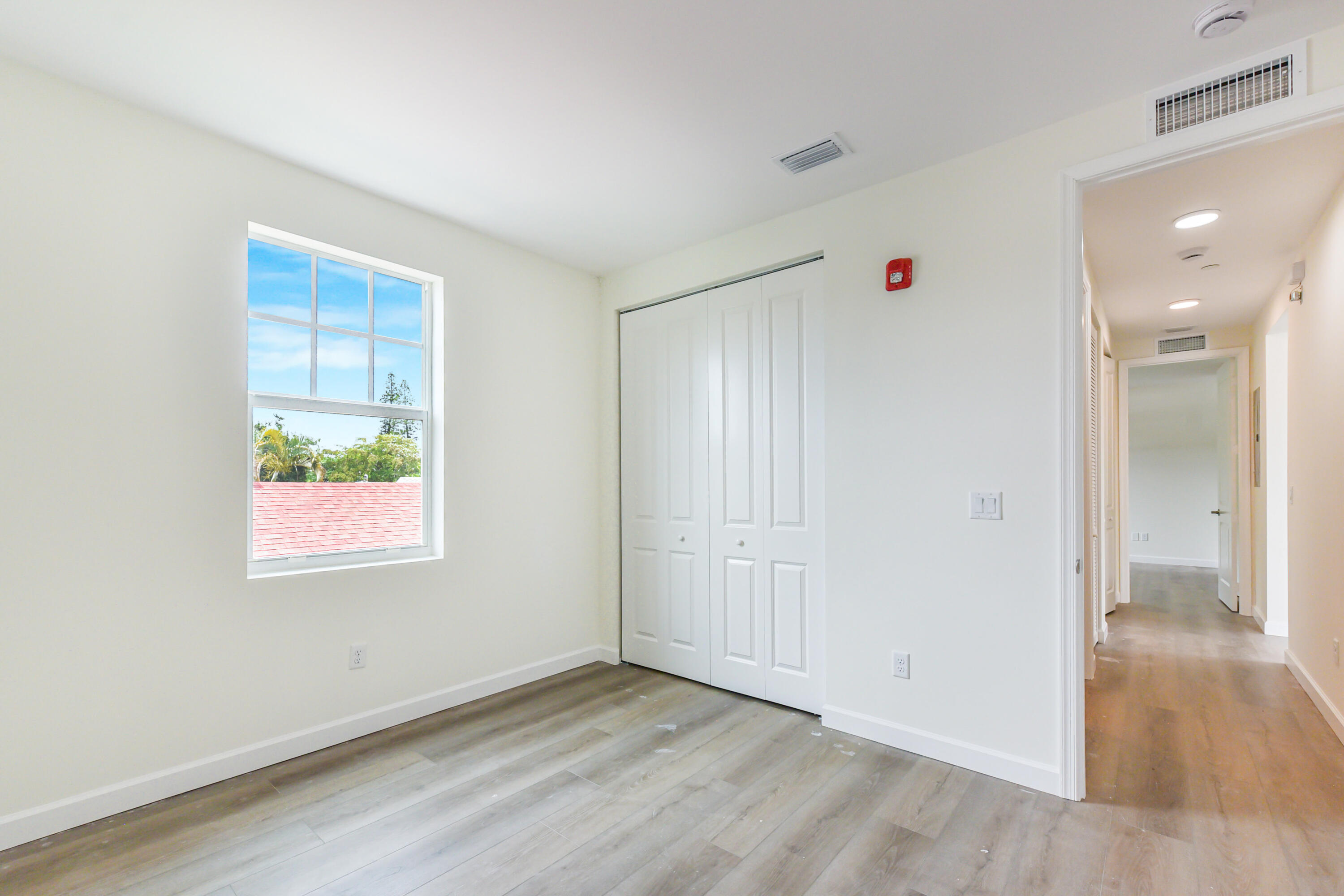 LAKE WORTH TOWN OF - Residential Income