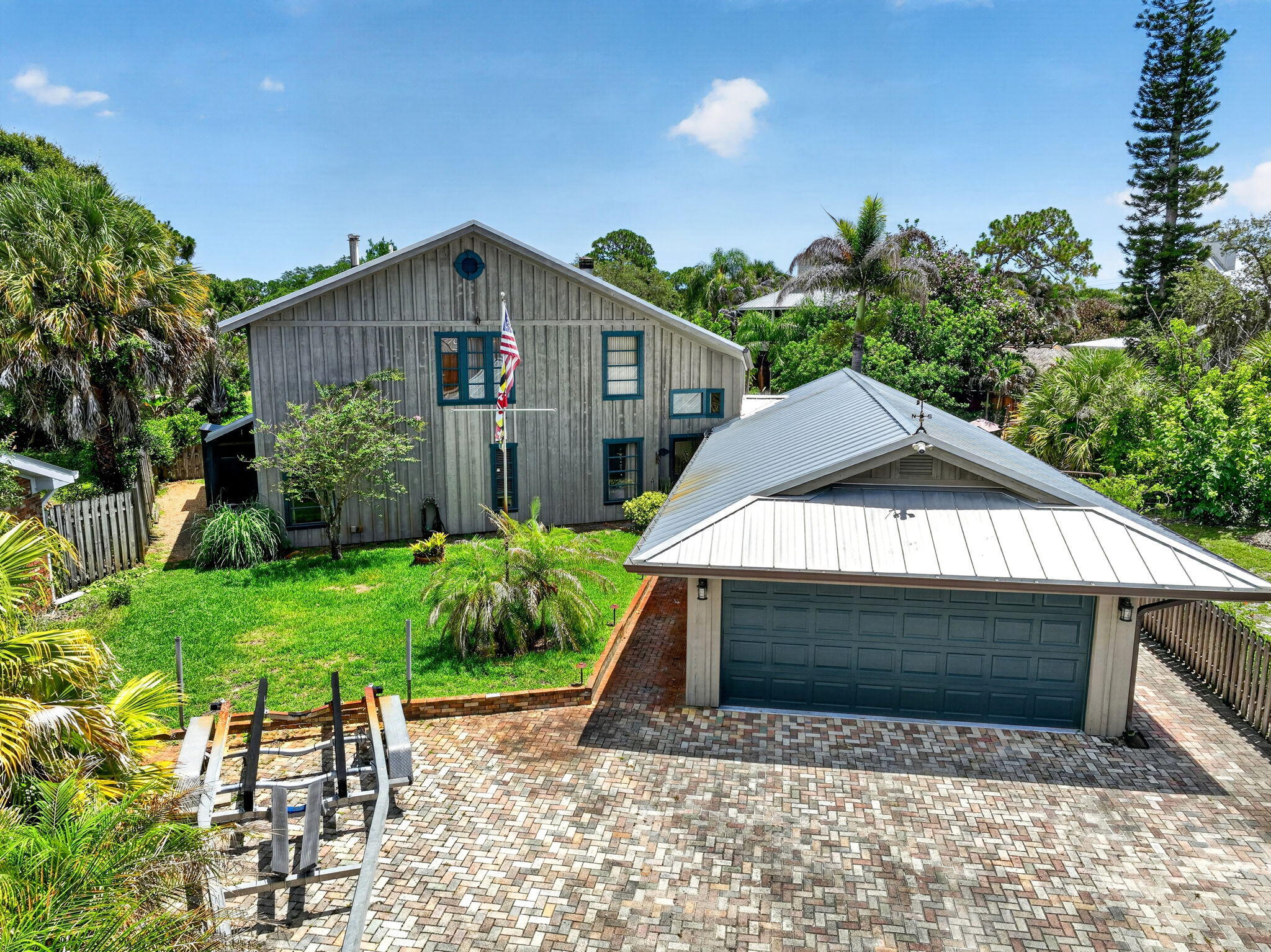 RUSTIC HILLS - Residential