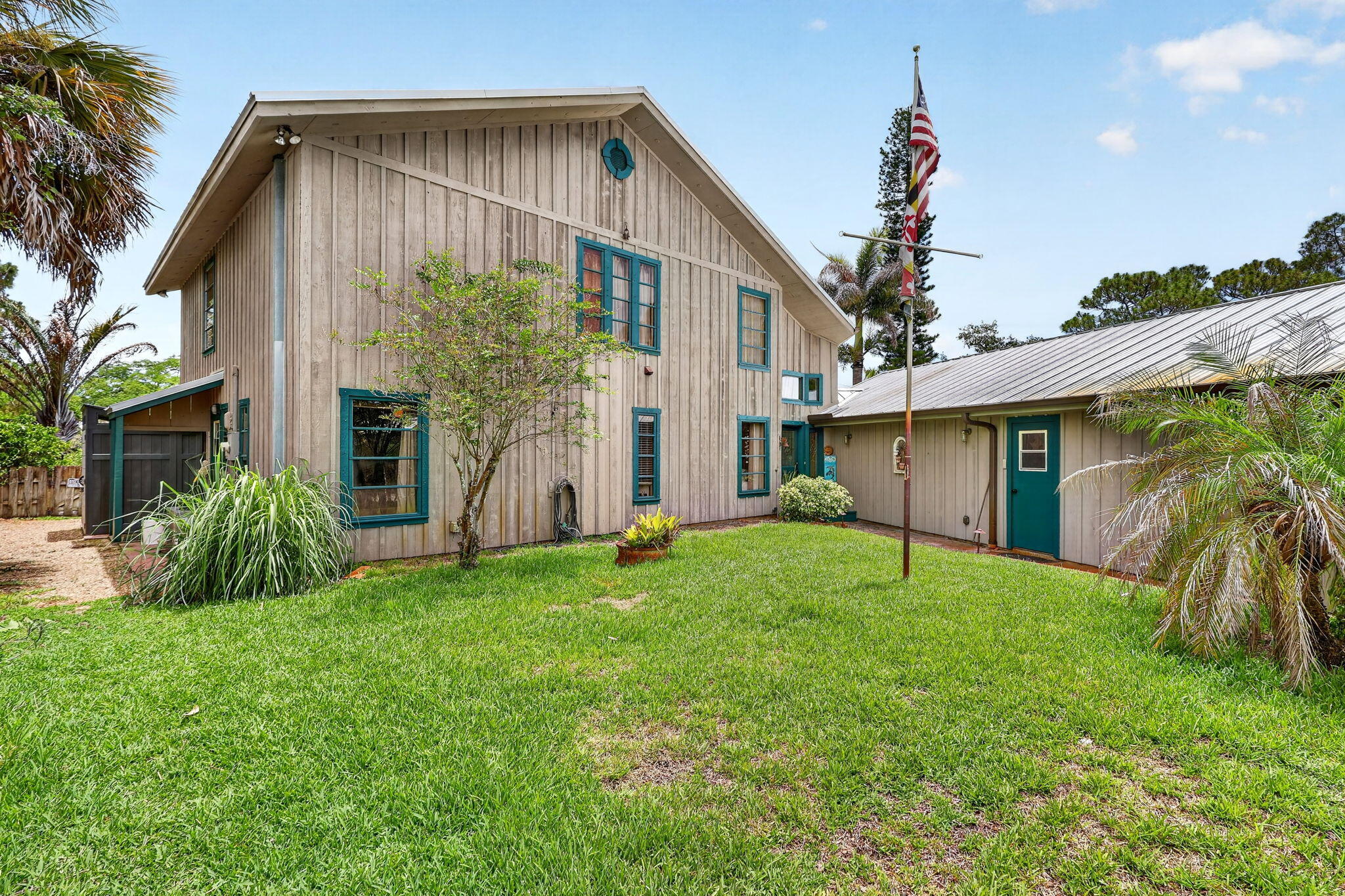 RUSTIC HILLS - Residential