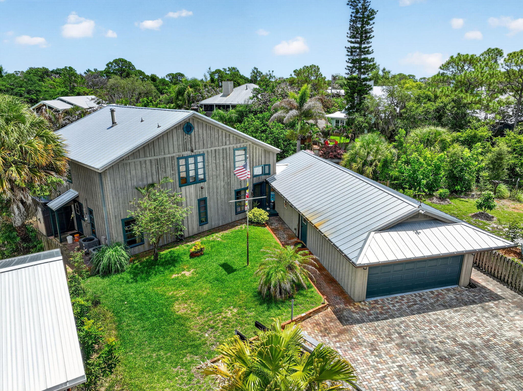 RUSTIC HILLS - Residential
