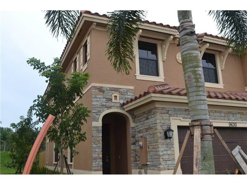 Town Parc @ Miralago - Residential