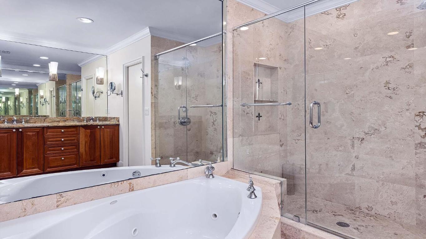 GULFSTREAM PROPERTIES - Residential