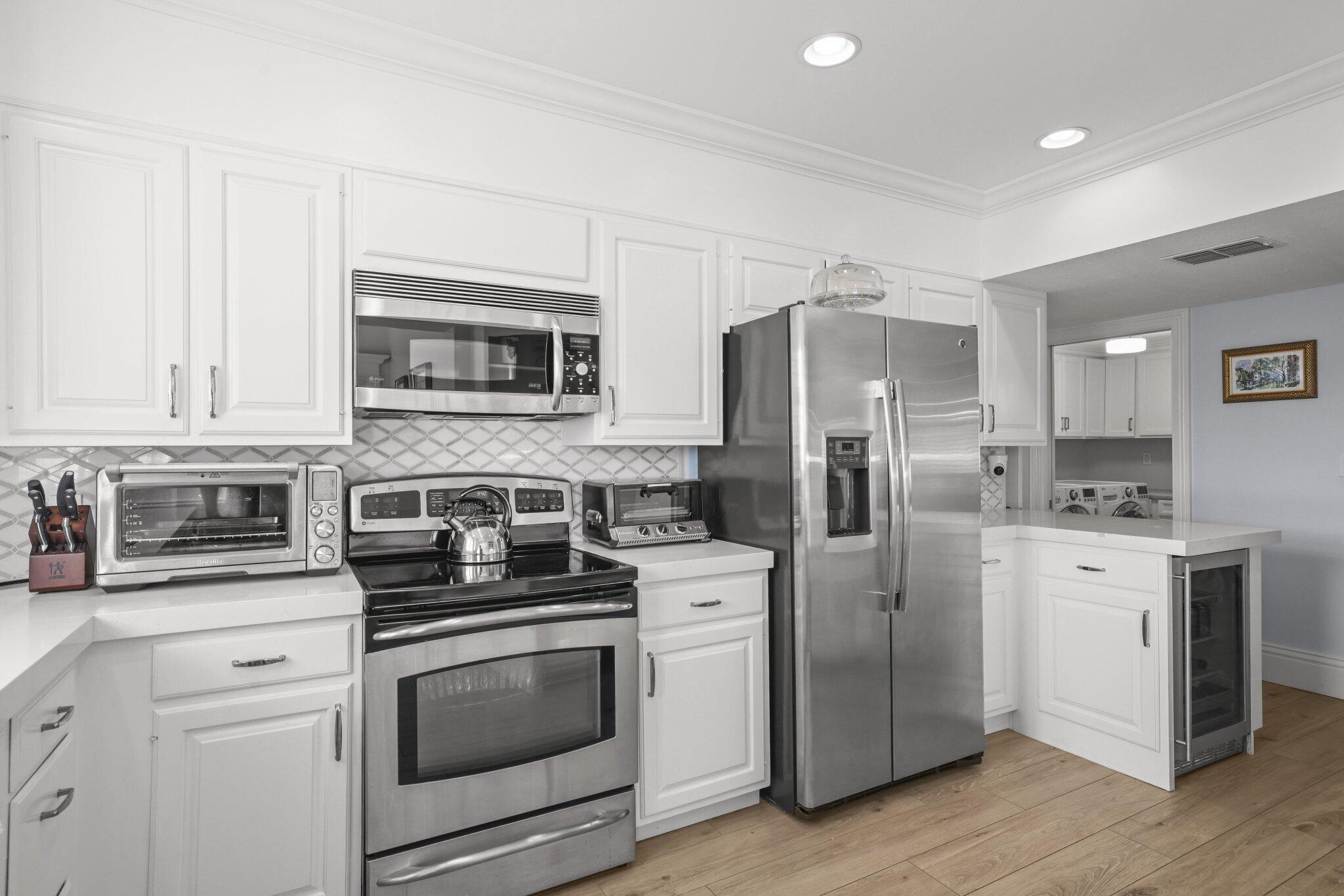 BERMUDA HIGH WEST ONE AND TWO CONDO - Residential