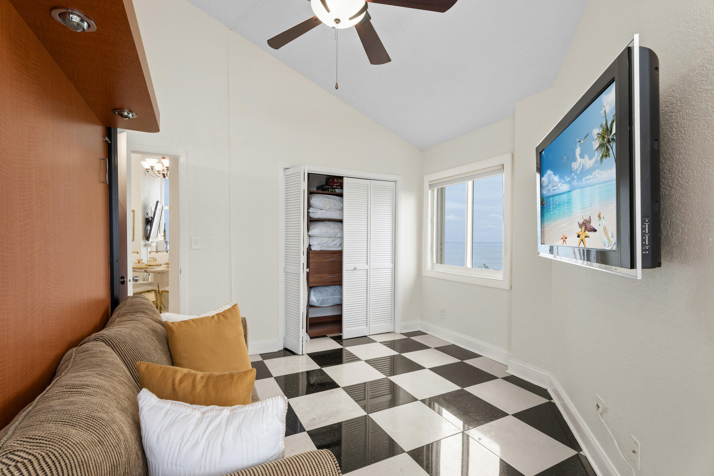 HIBISCUS BY THE SEA CONDOMINIUM - Residential