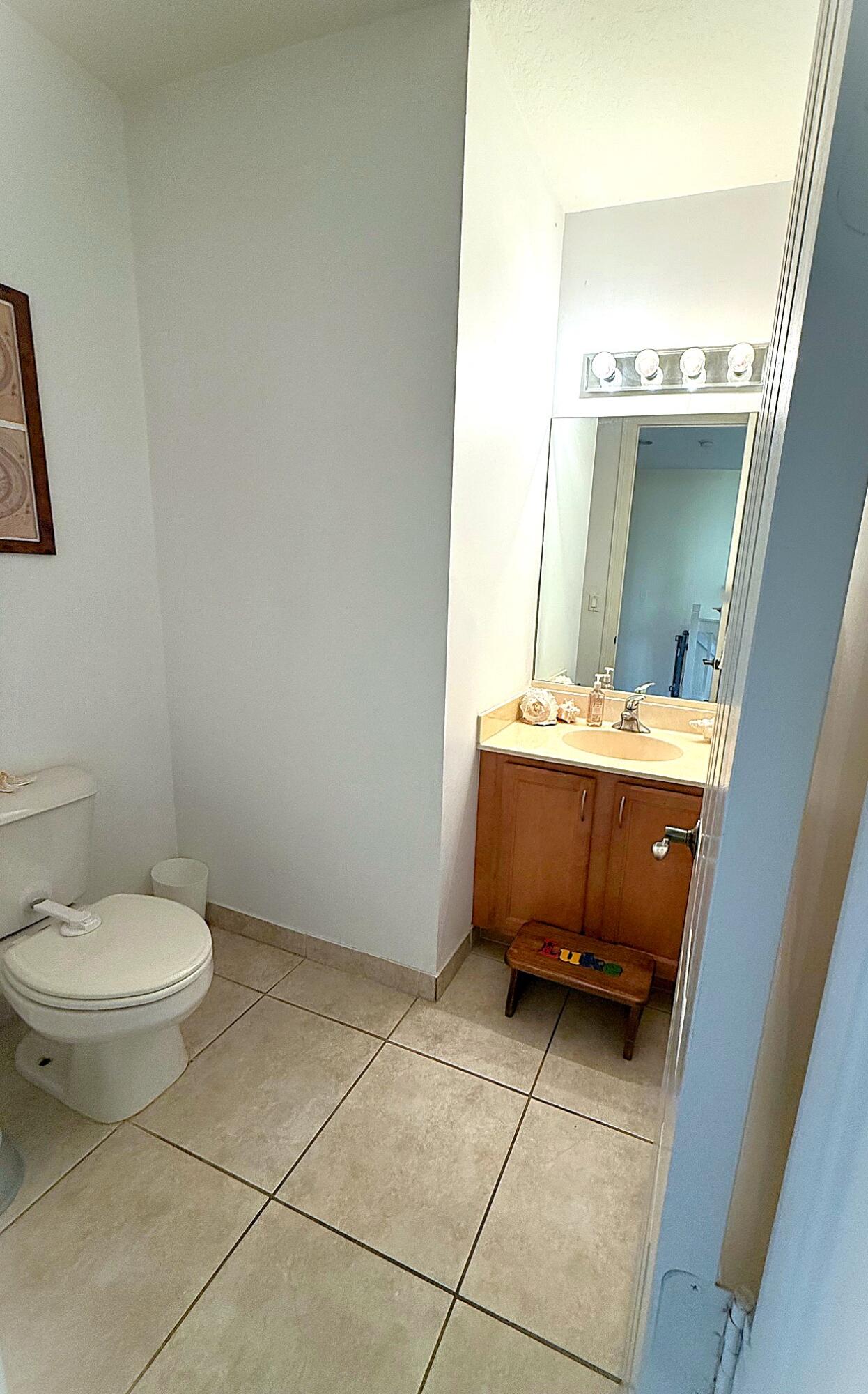 CITYSIDE CONDO - Residential