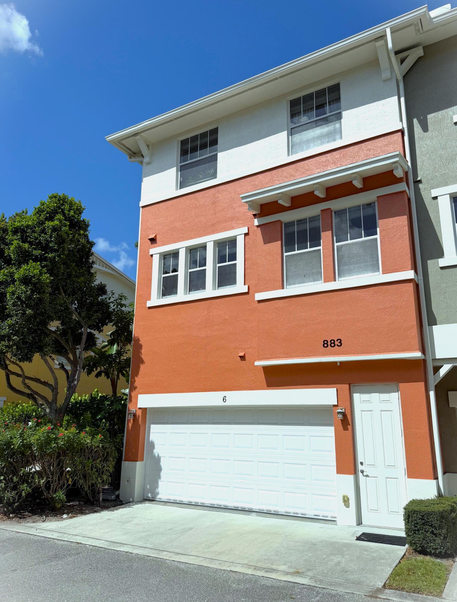 CITYSIDE CONDO - Residential