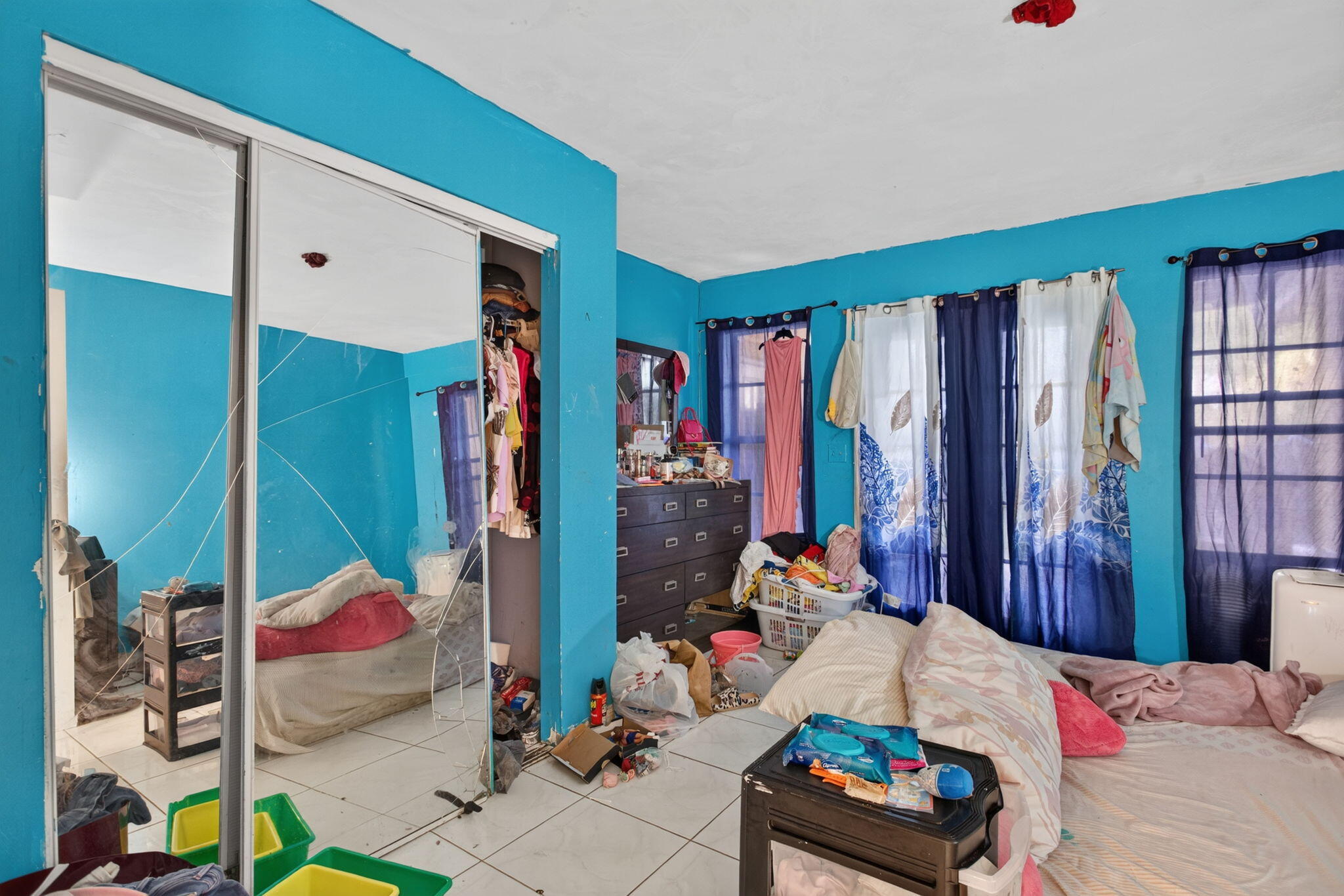 ORIOLE ESTATES SEC 4 - Residential
