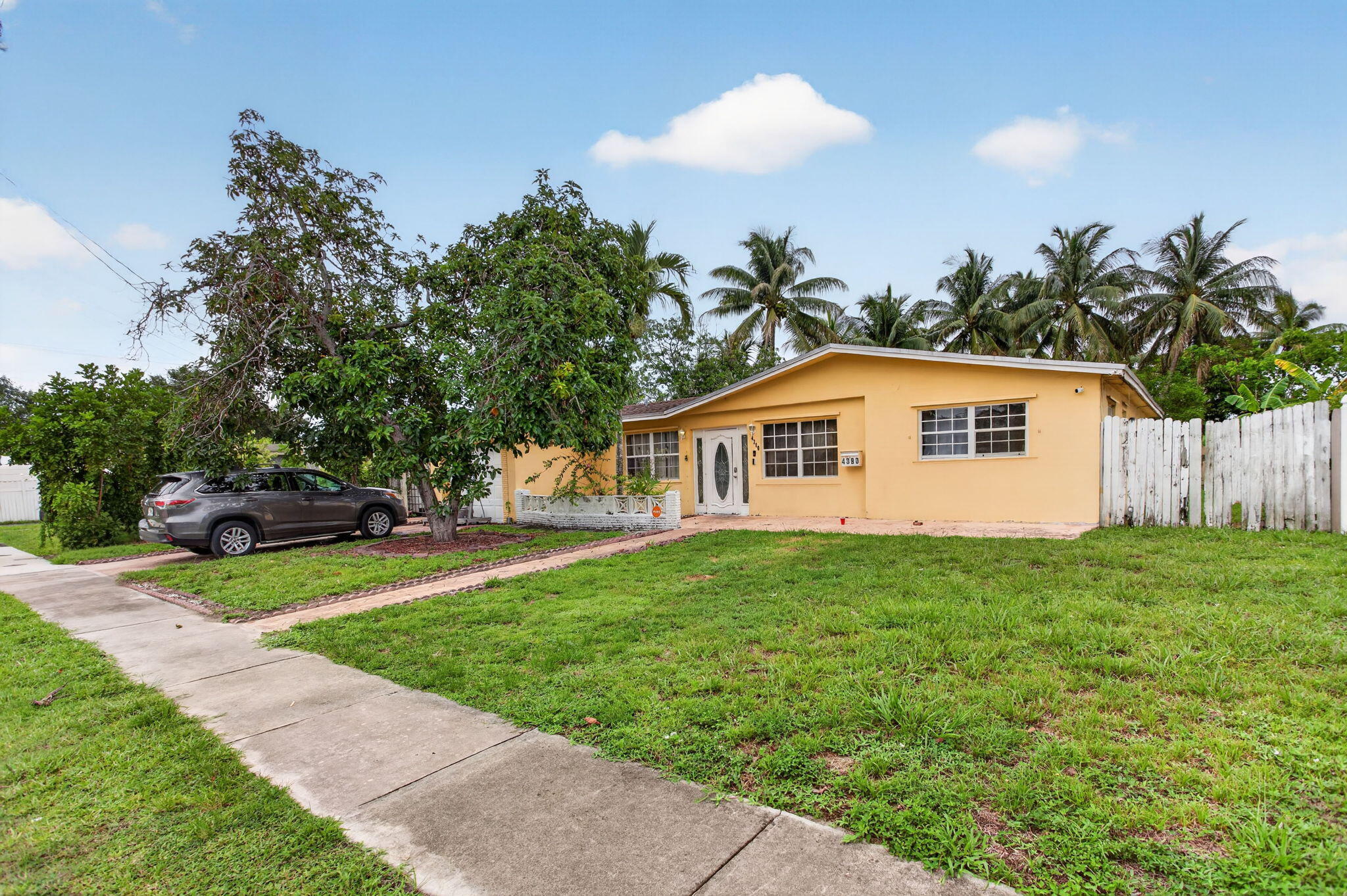 One of the best properties in the area. Canal  view over 2000SF with 1 car garage. Please come by and take a look.