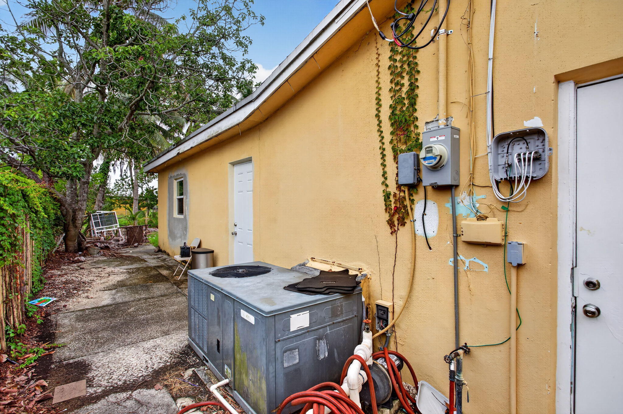 ORIOLE ESTATES SEC 4 - Residential