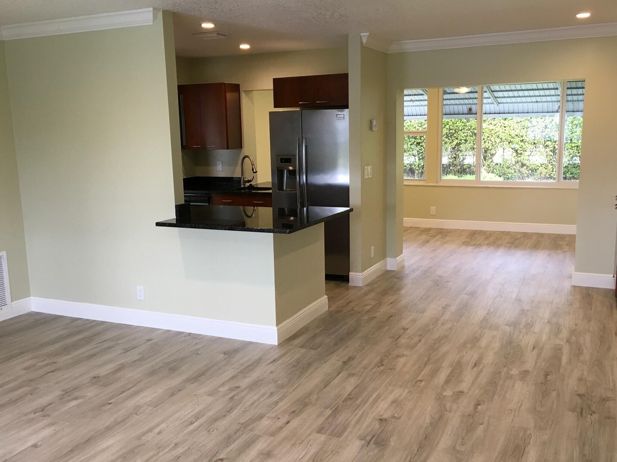 PALM BEACH LEISUREVILLE REPLAT - Residential Lease