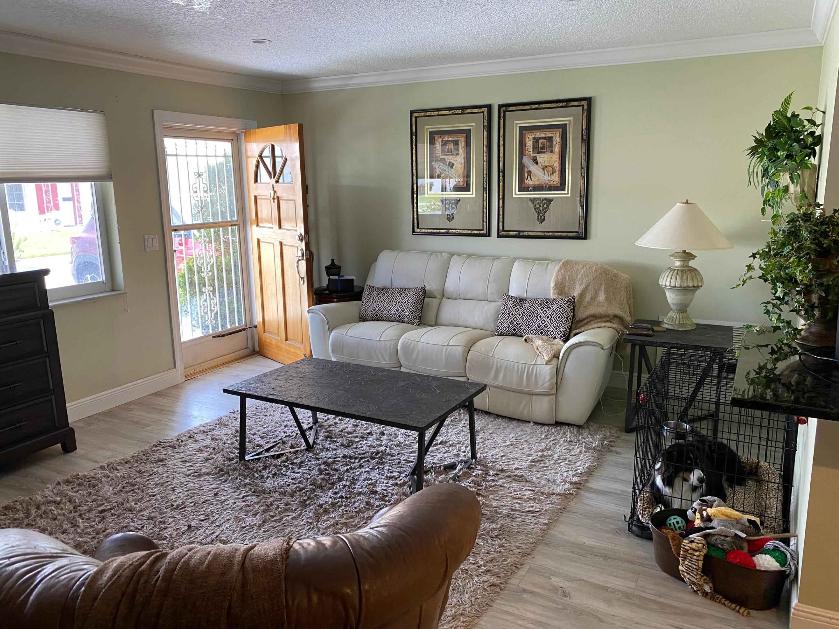 PALM BEACH LEISUREVILLE REPLAT - Residential Lease