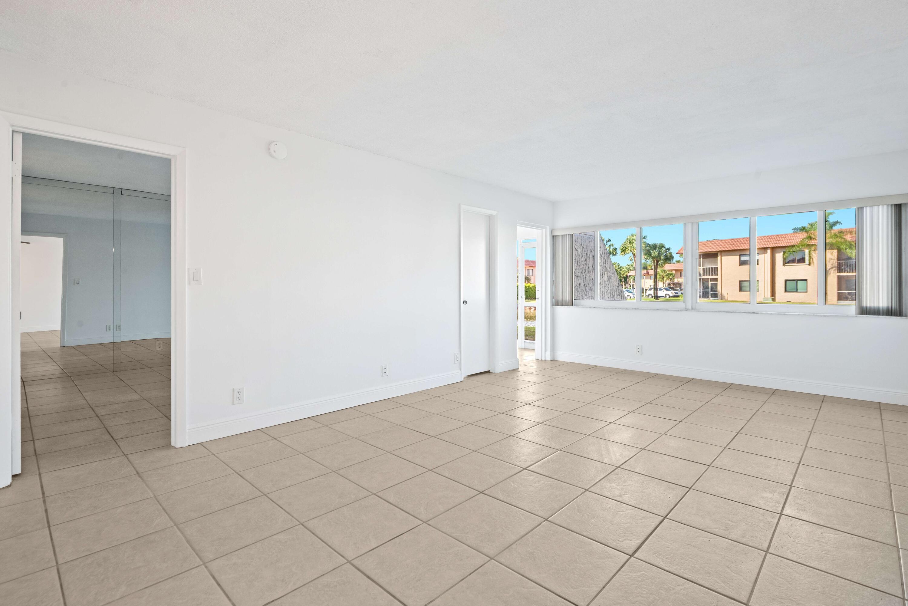 Racquet Club @ Bonaventur - Residential