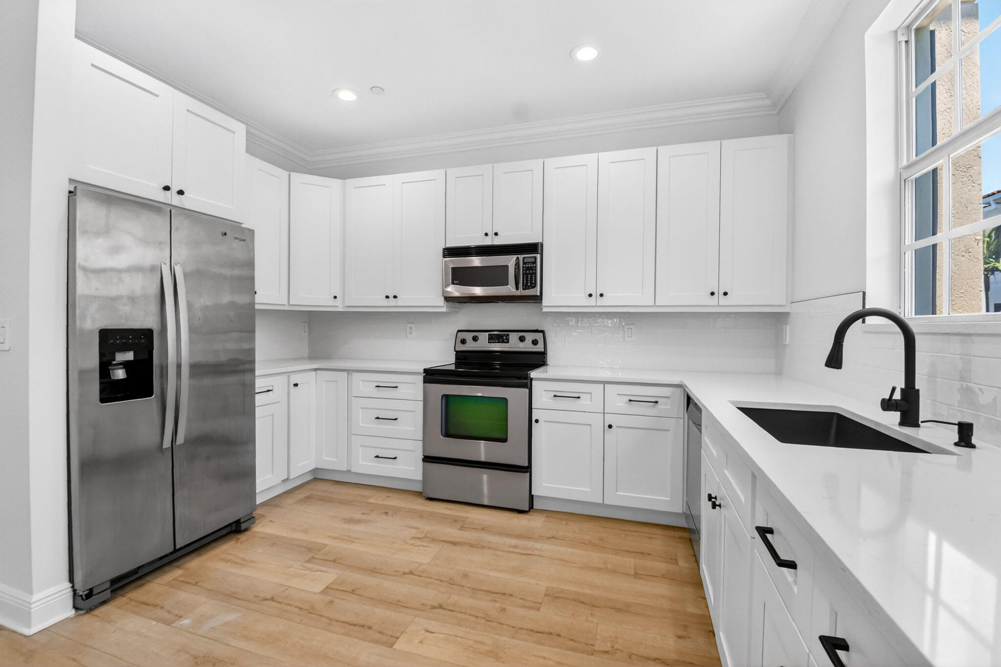 COURTYARDS OF LAKE WORTH - Residential Lease