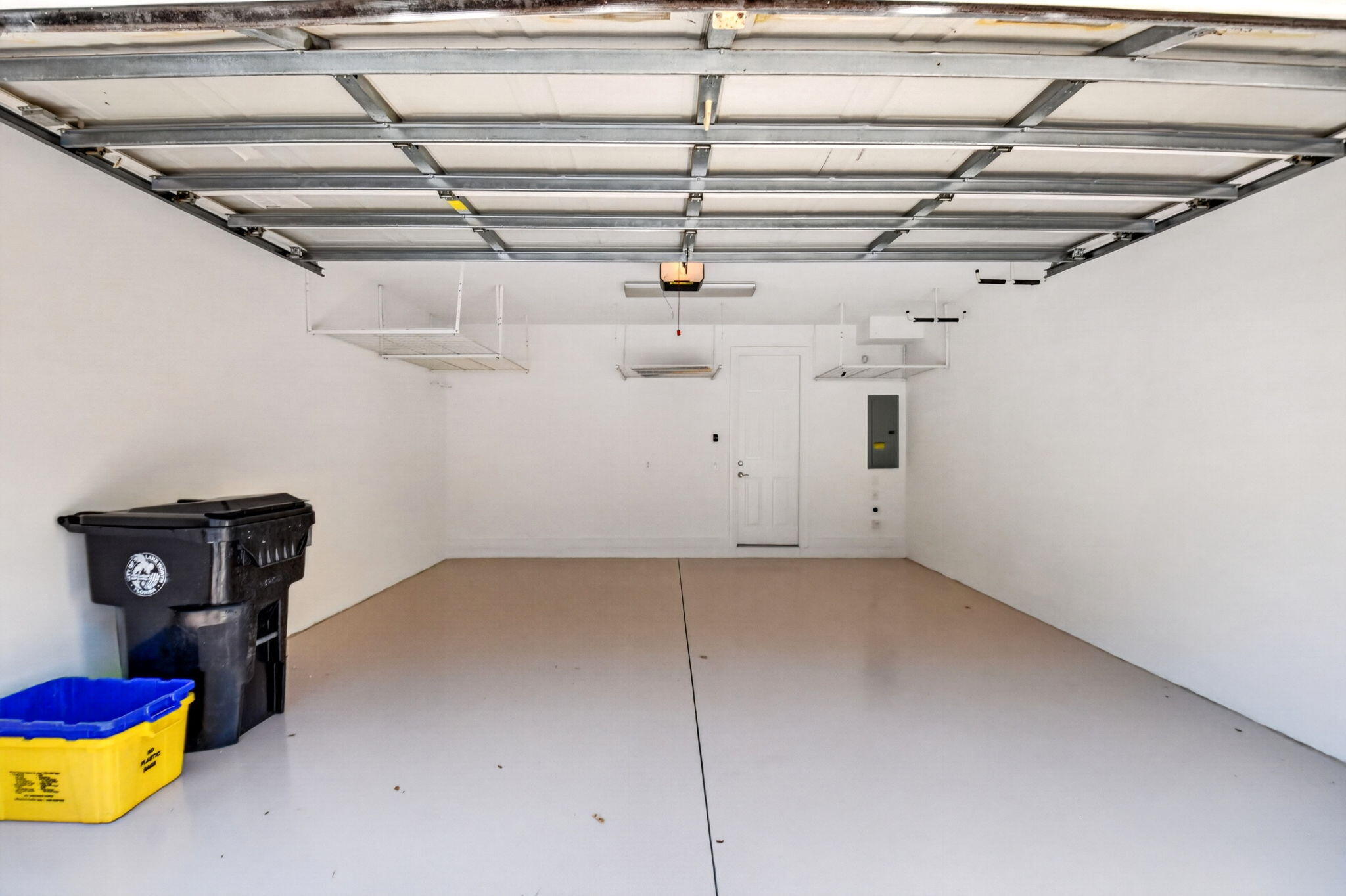 COURTYARDS OF LAKE WORTH - Residential Lease