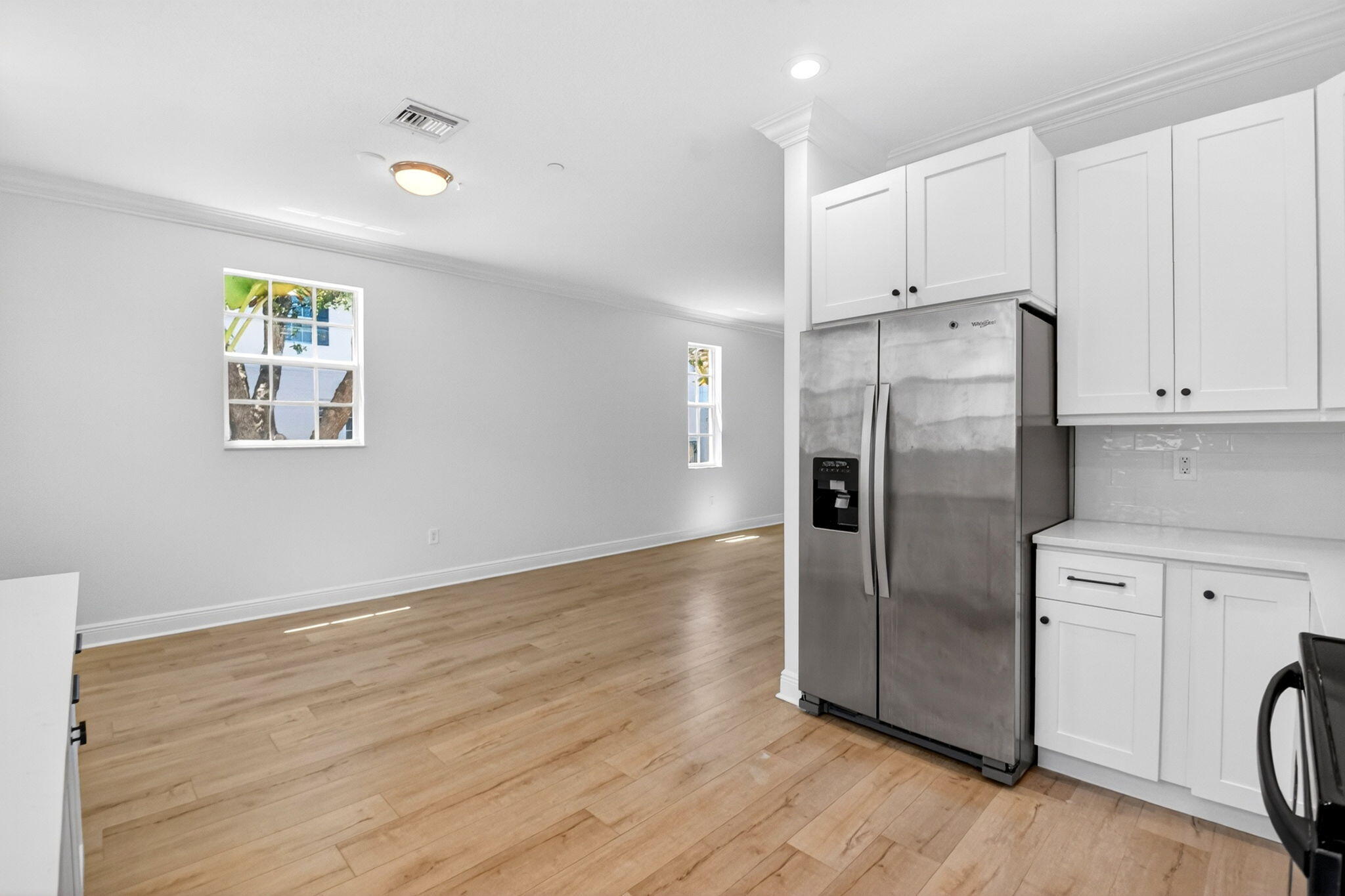 COURTYARDS OF LAKE WORTH - Residential Lease